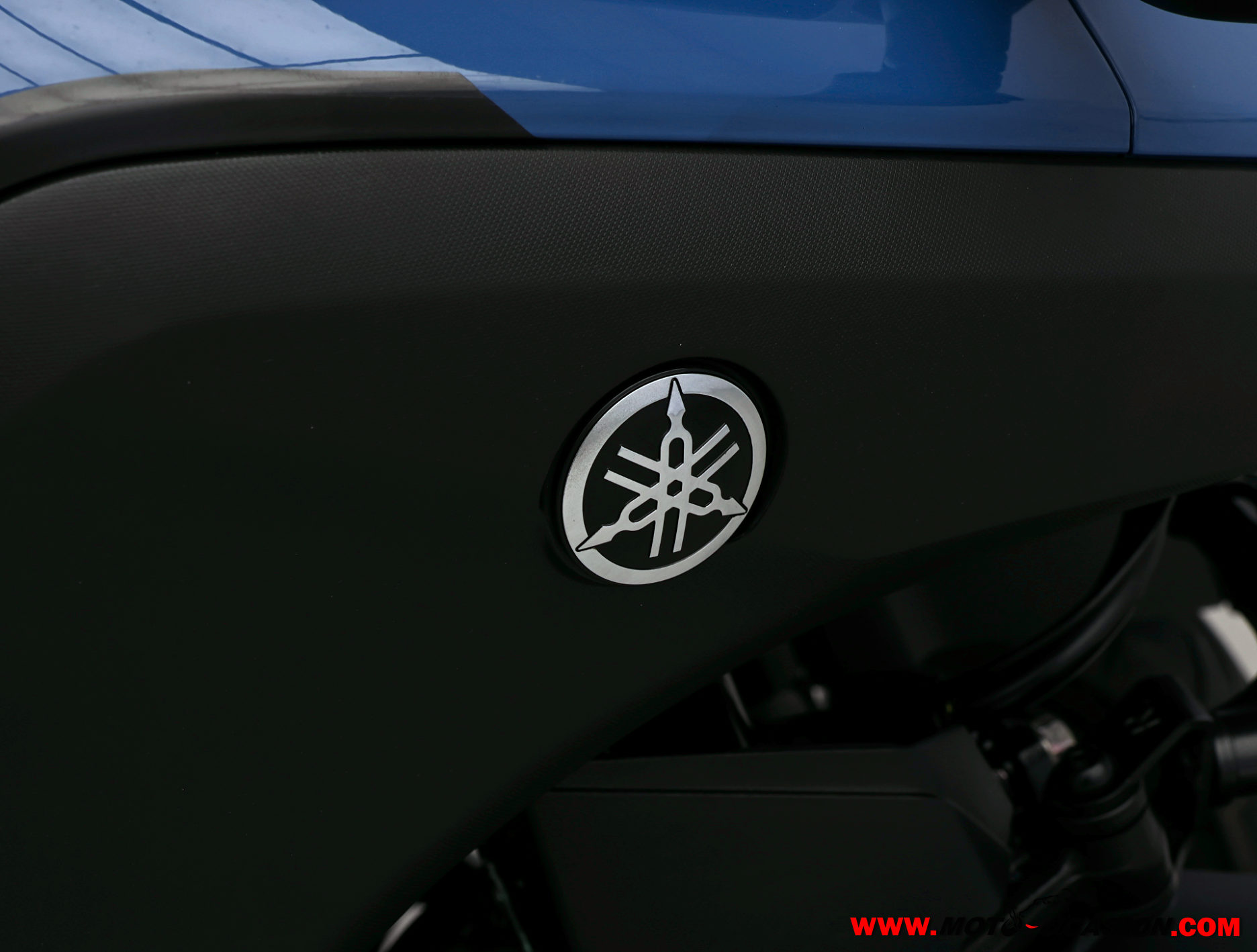 YAMAHA TRICITY 300 -APTA B Y A2-