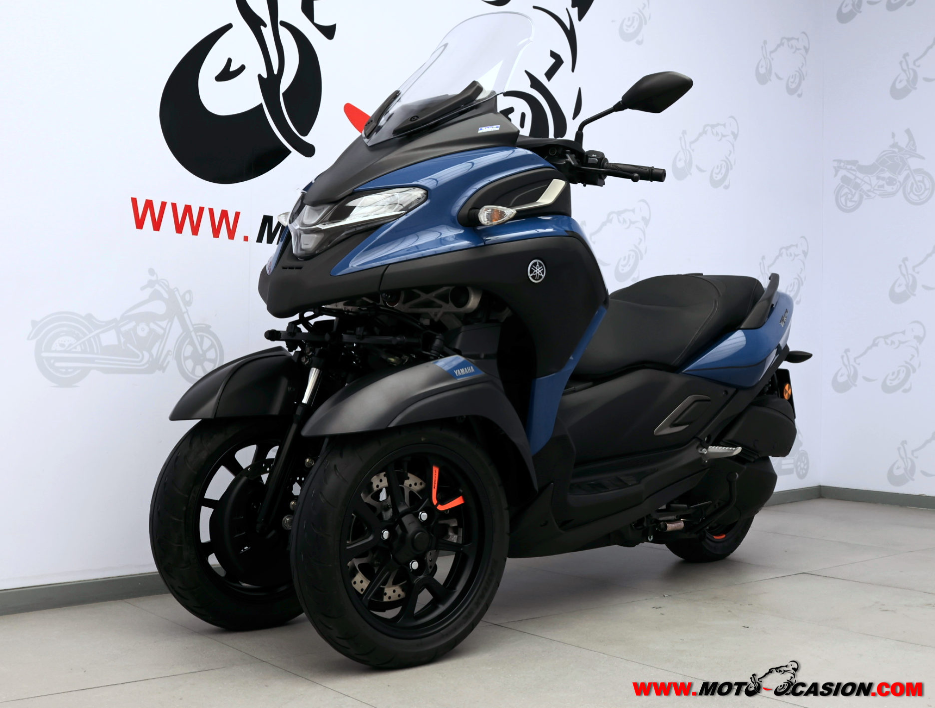 YAMAHA TRICITY 300 -APTA B Y A2-