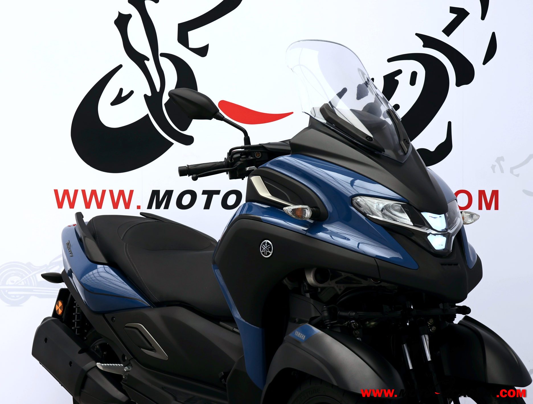 YAMAHA TRICITY 300 -APTA B Y A2- (copia)