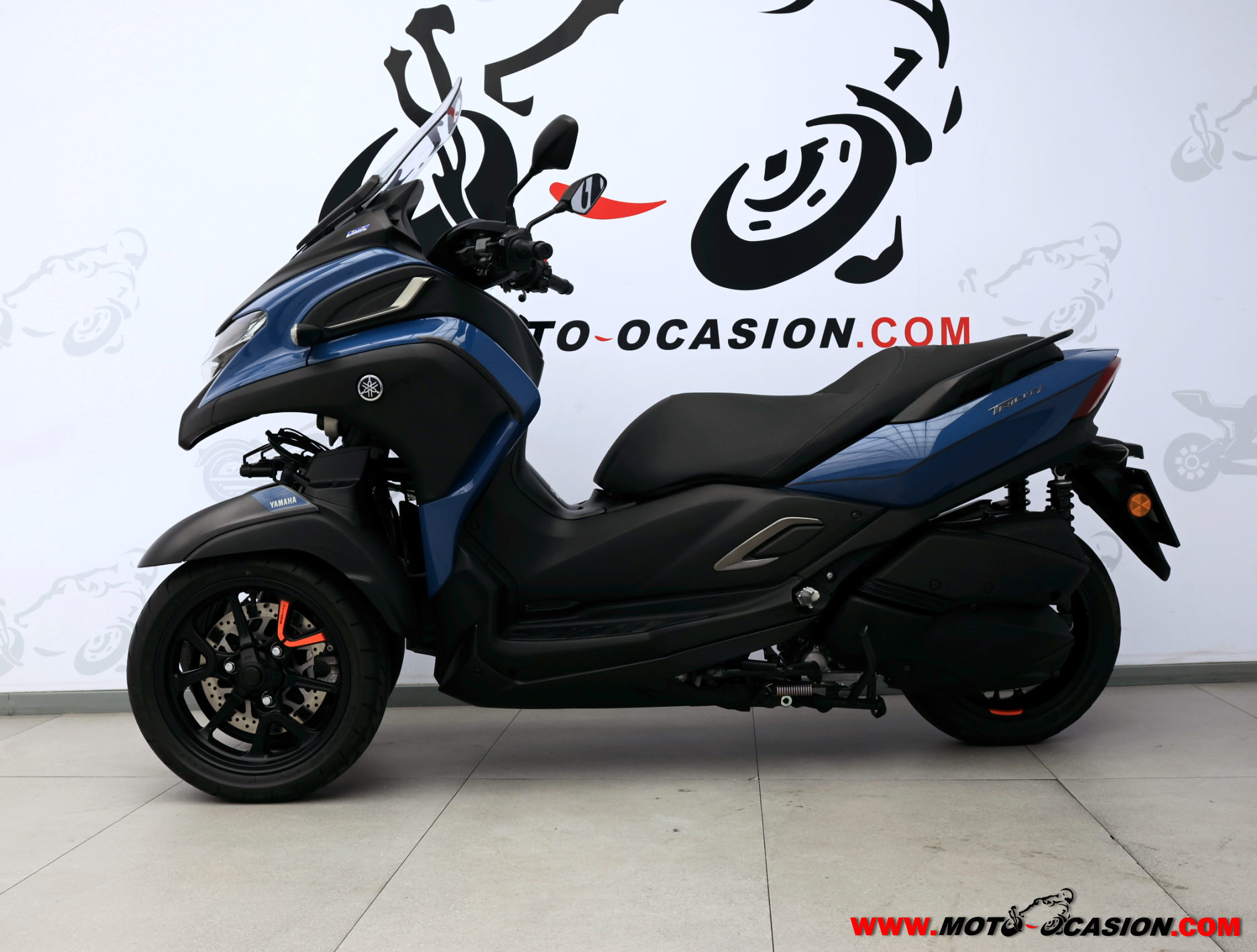 YAMAHA TRICITY 300 -APTA B Y A2- (copia)