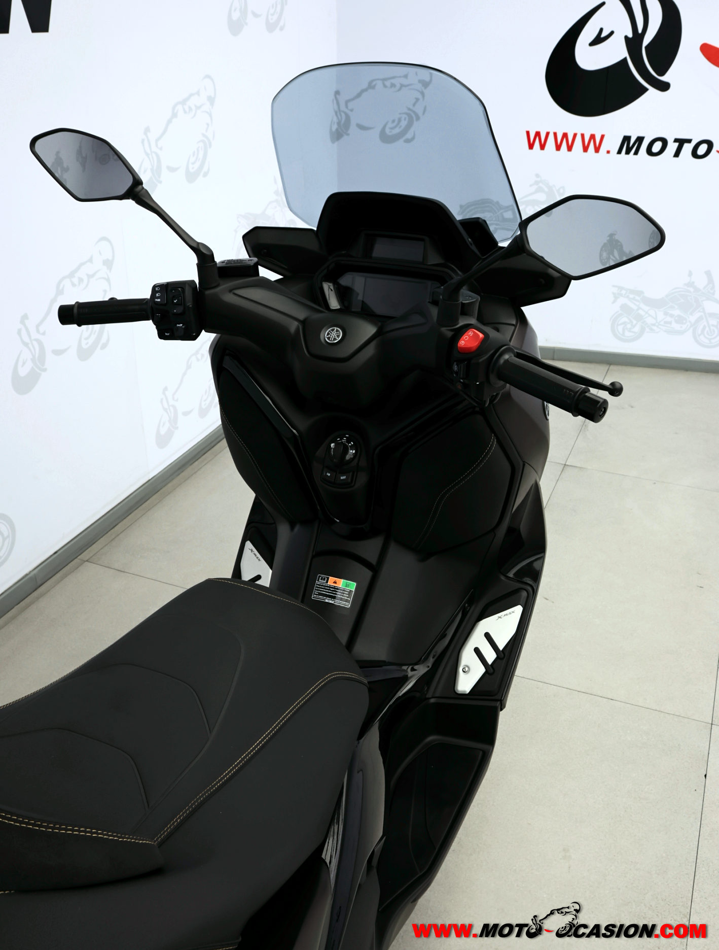 YAMAHA X-MAX 125 TECH MAX -APTA B Y A1- GARANTÍA OFICIAL
