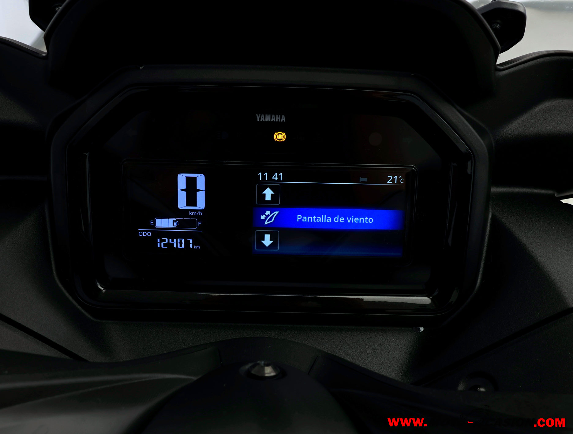 YAMAHA X-MAX 300 -APTA A2- GARANTÍA OFICIAL