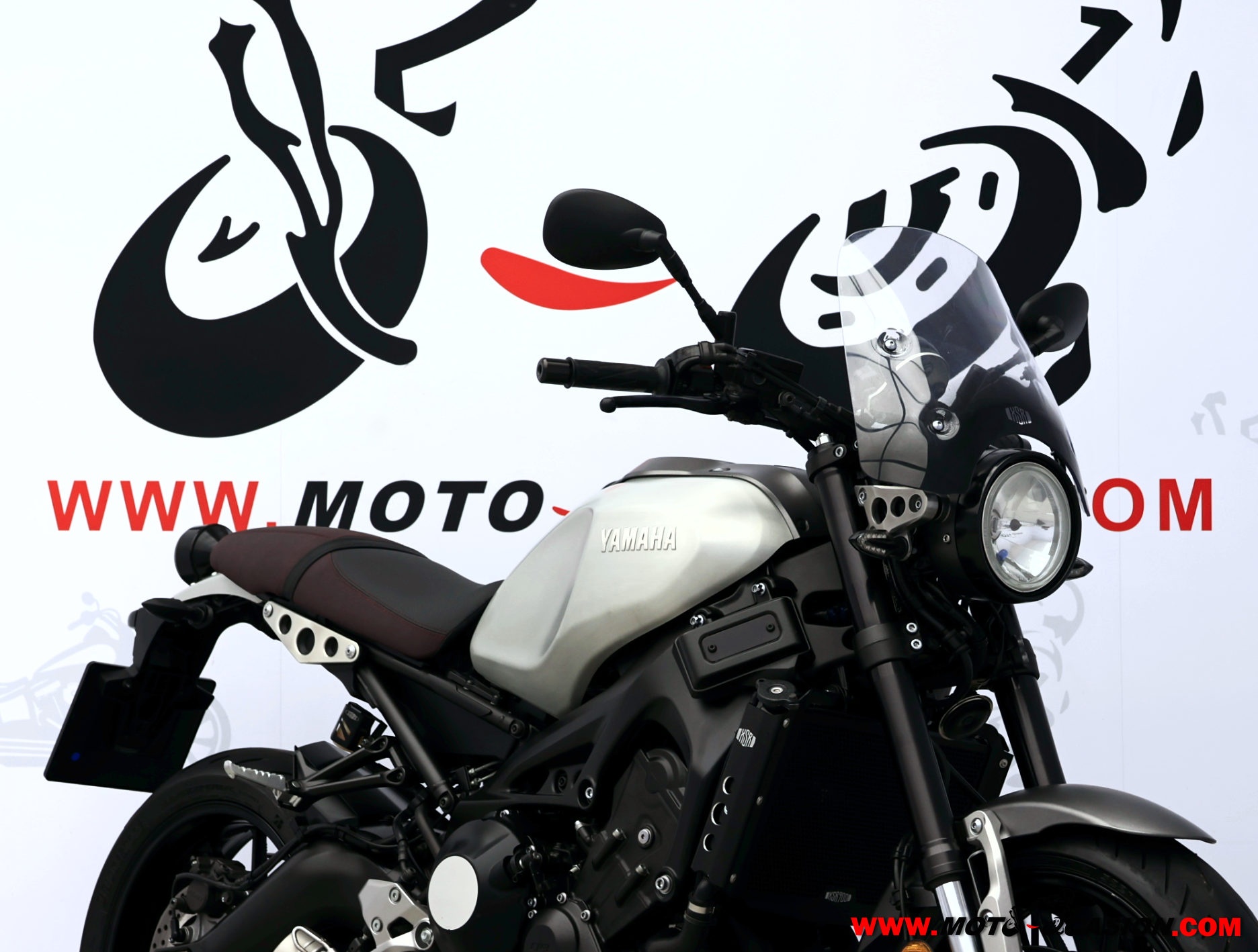 YAMAHA XSR 900 (copia)