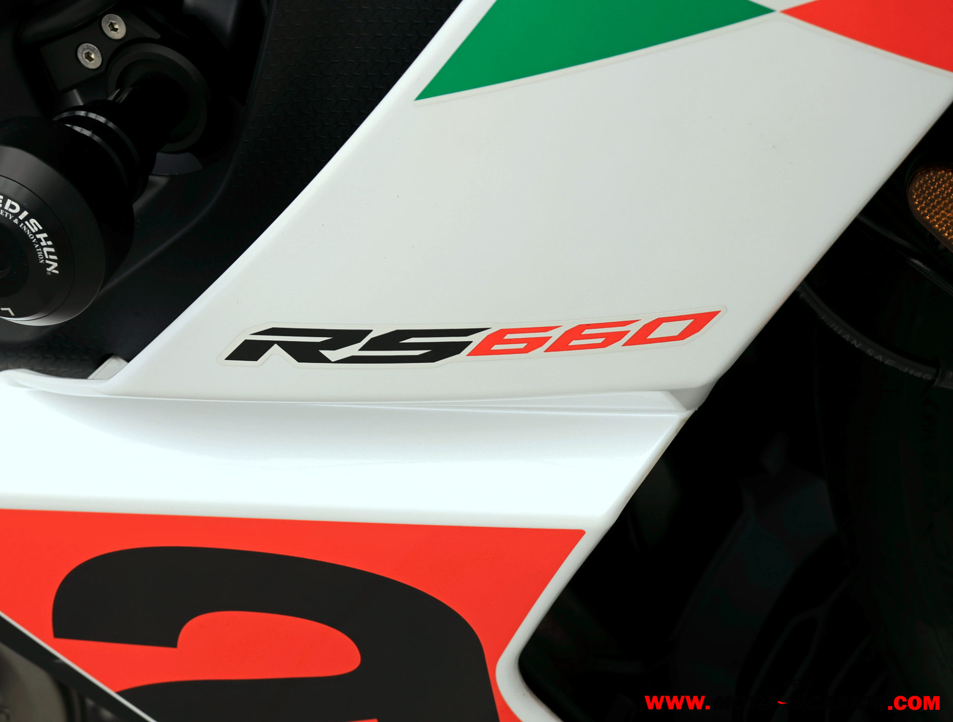 APRILIA RS 660 (copia)