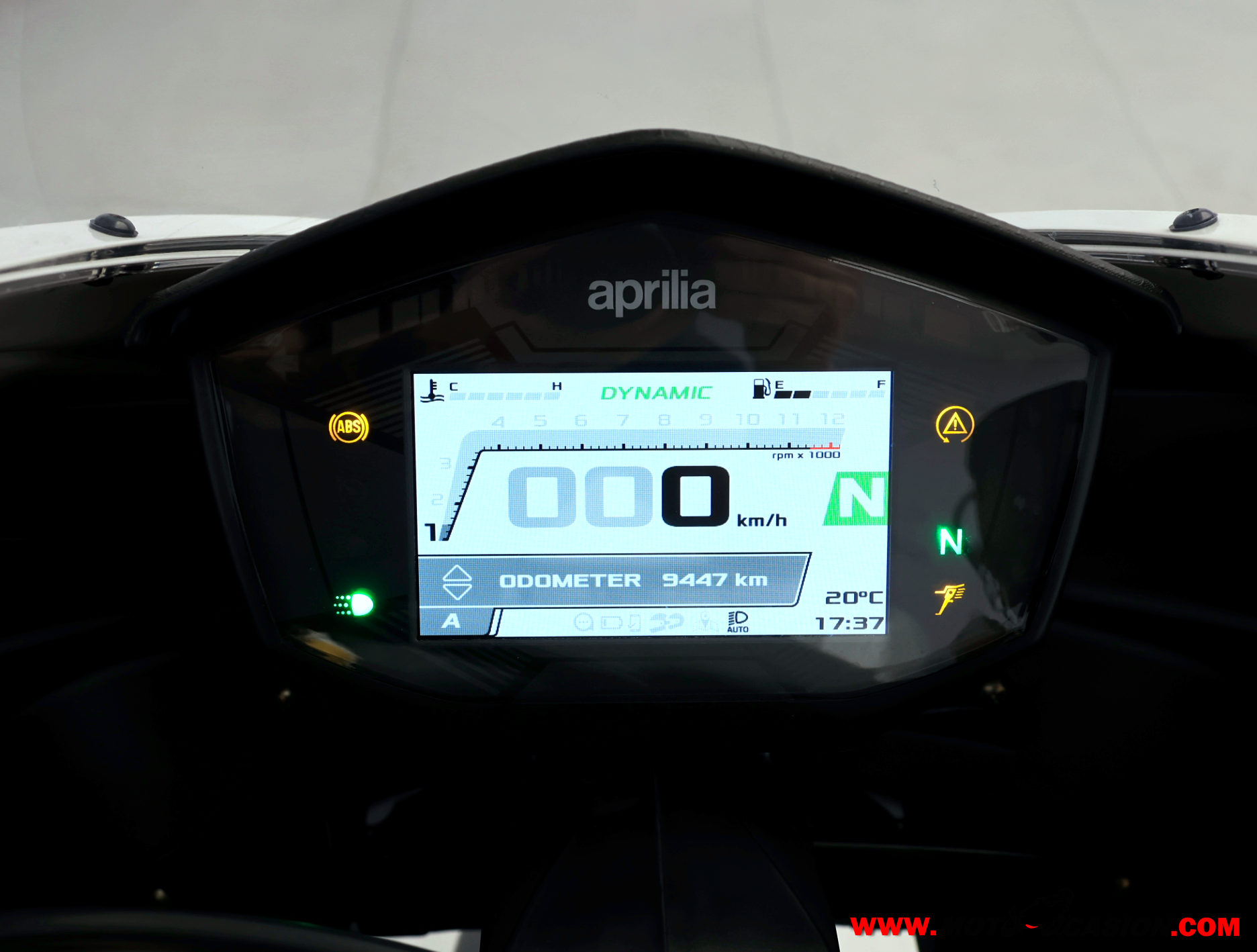 APRILIA RS 660 (copia)