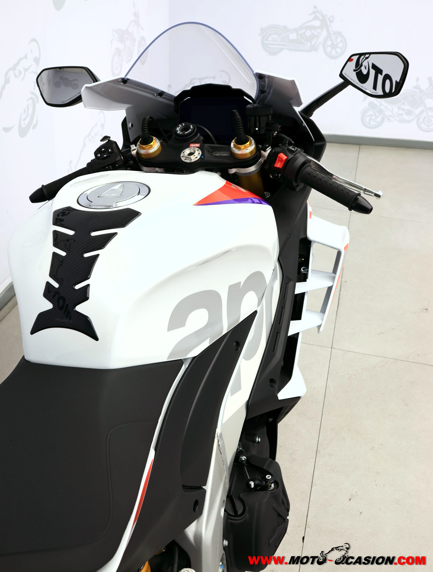 APRILIA RSV4 FACTORY