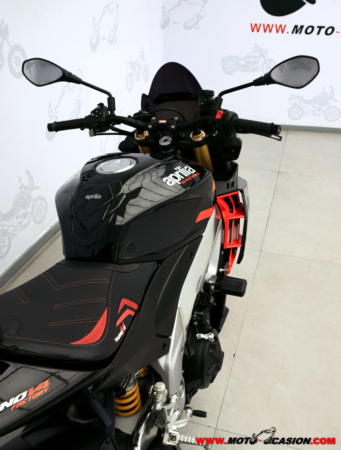 APRILIA TUONO V4 1100 FACTORY