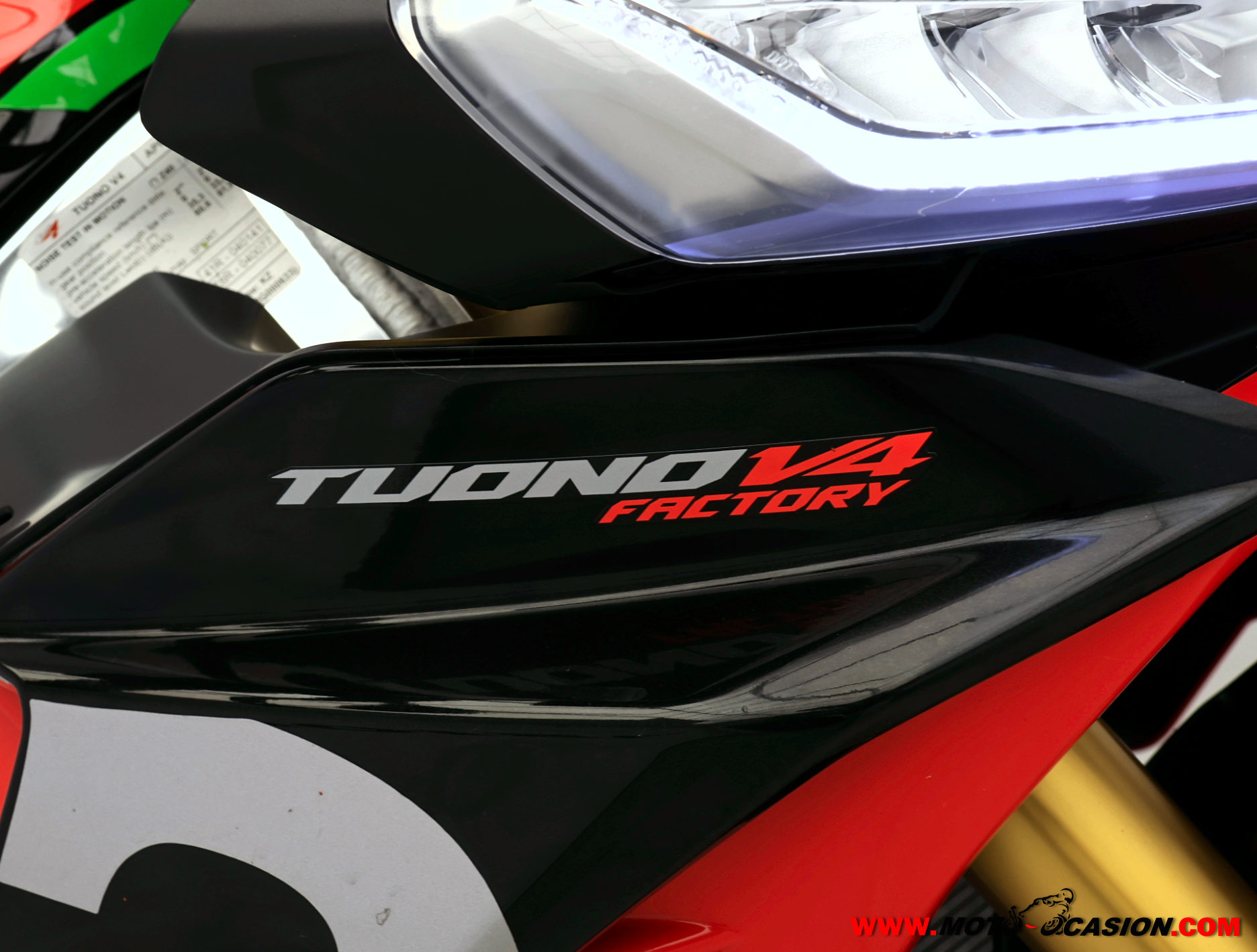 APRILIA TUONO V4 1100 FACTORY