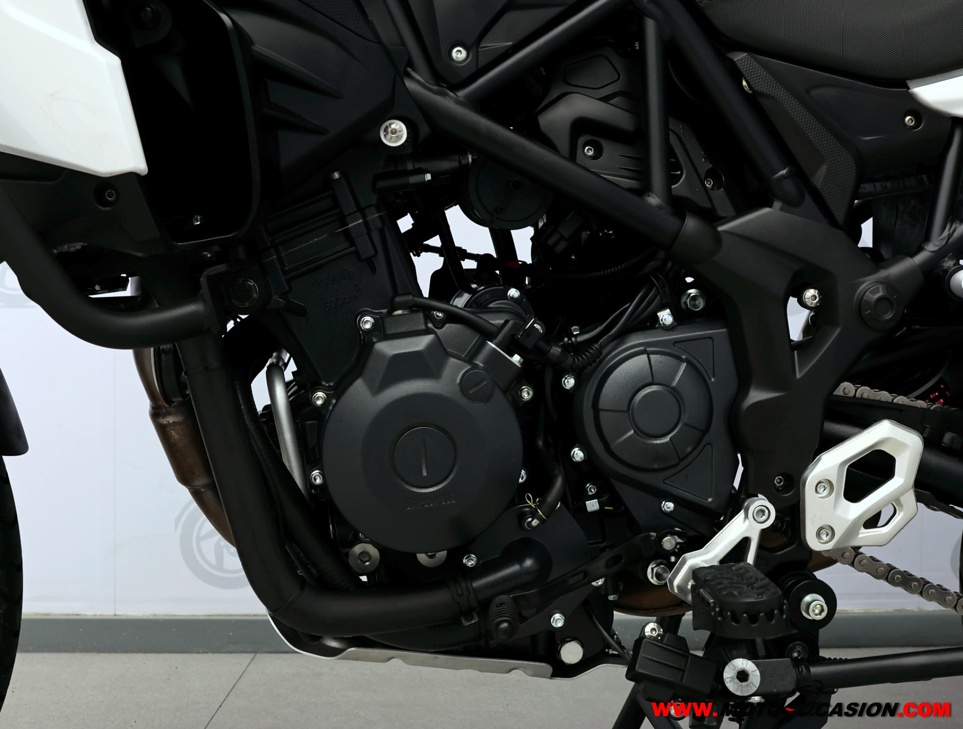 BENELLI TRK 502 X -APTA A2-