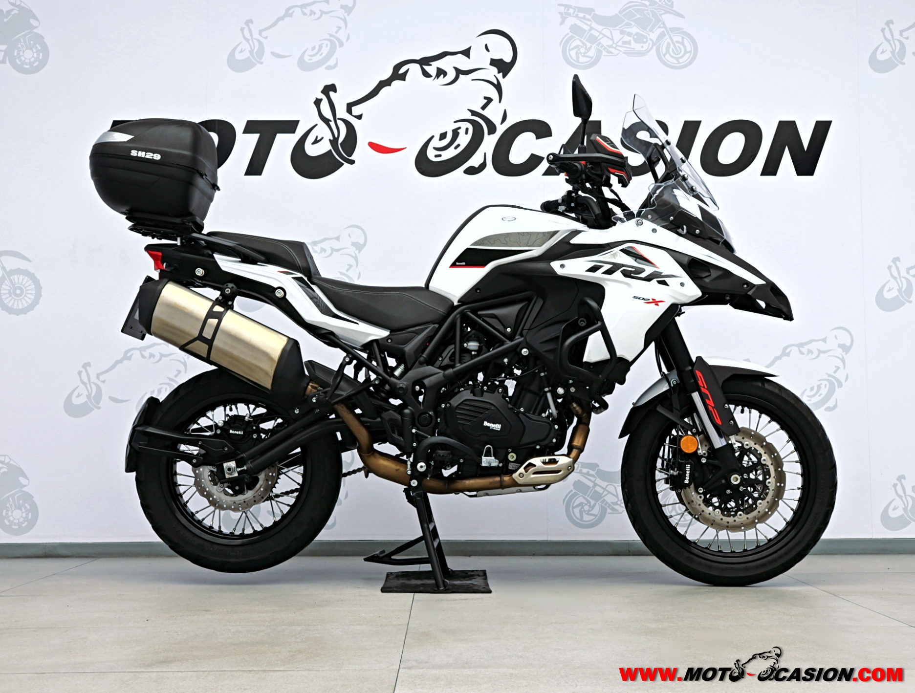 BENELLI TRK 502 X -APTA A2- (copia)
