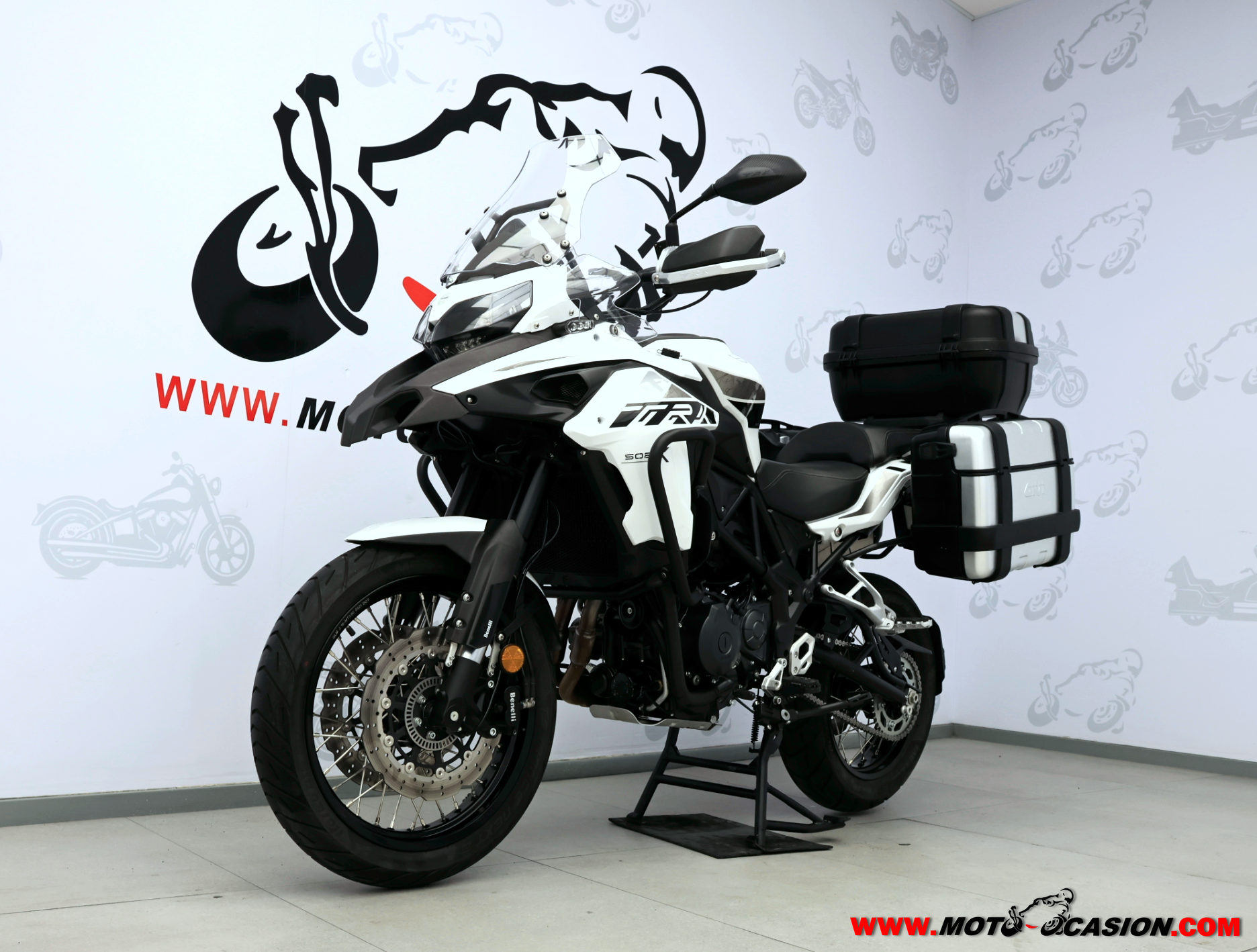 BENELLI TRK 502 X -APTA A2- (copia)