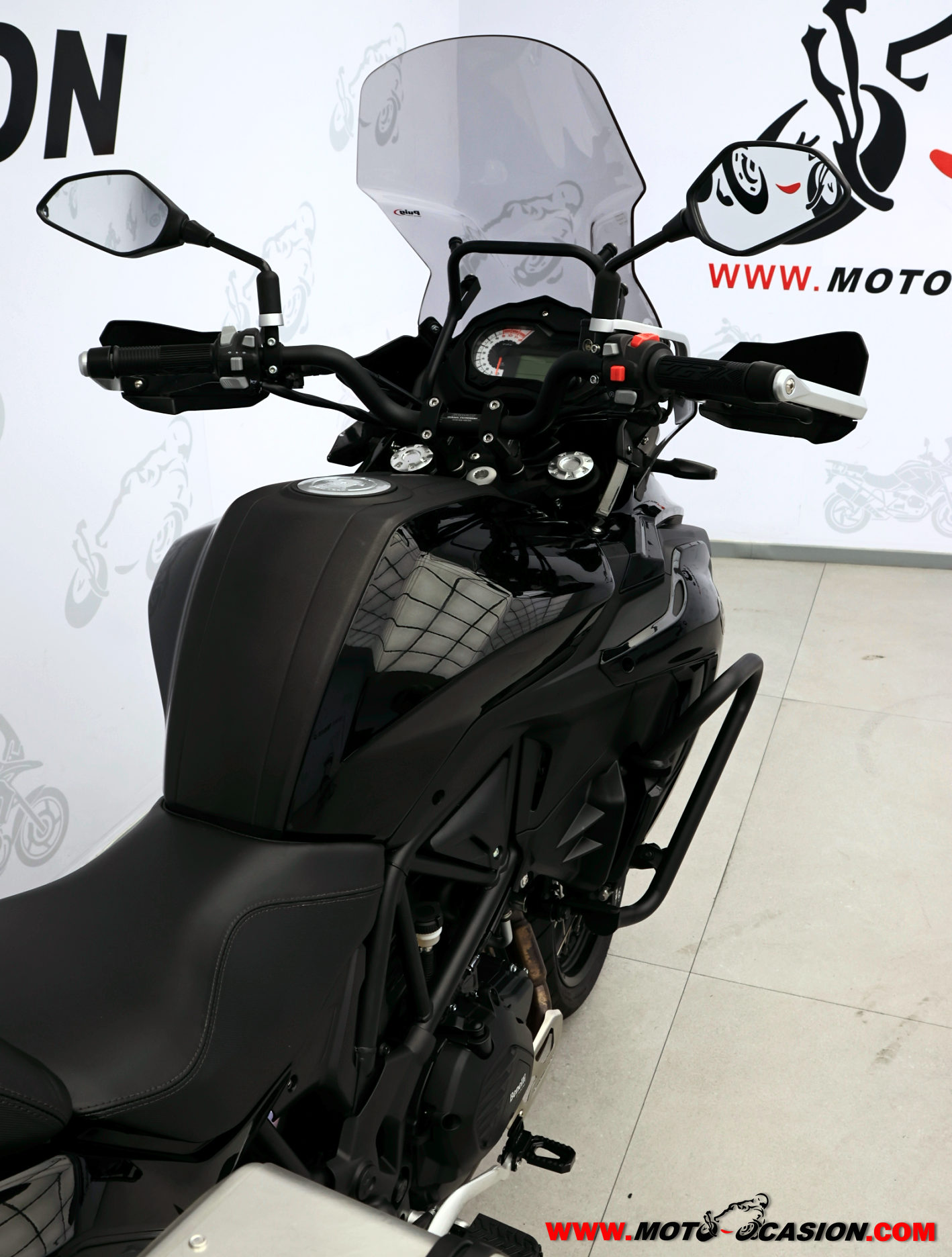BENELLI TRK 502 X -APTA A2- (copia)