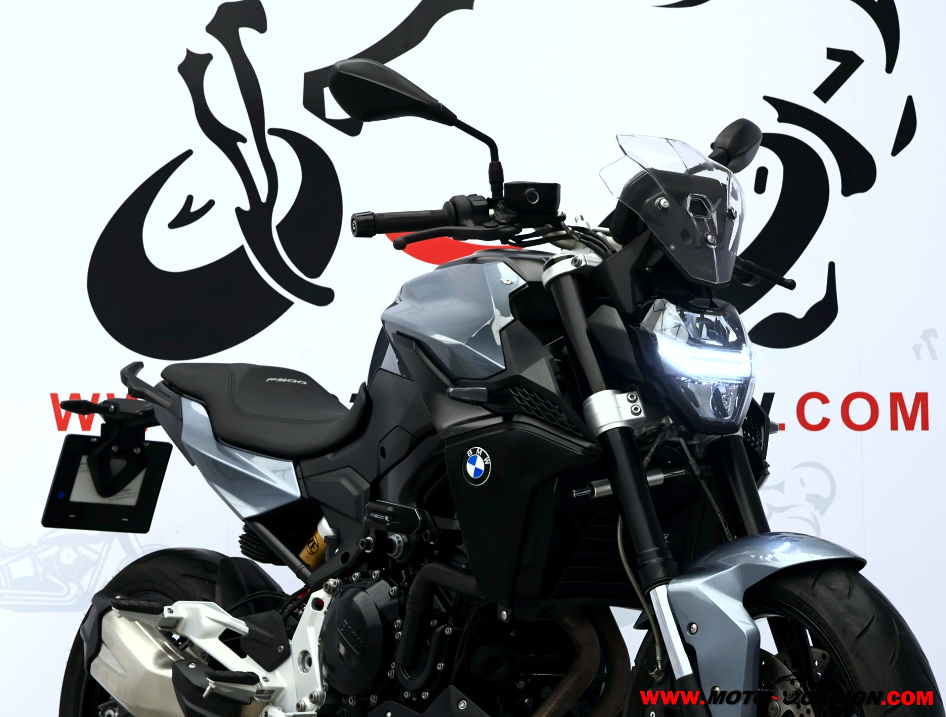 BMW F 900 R (copia)