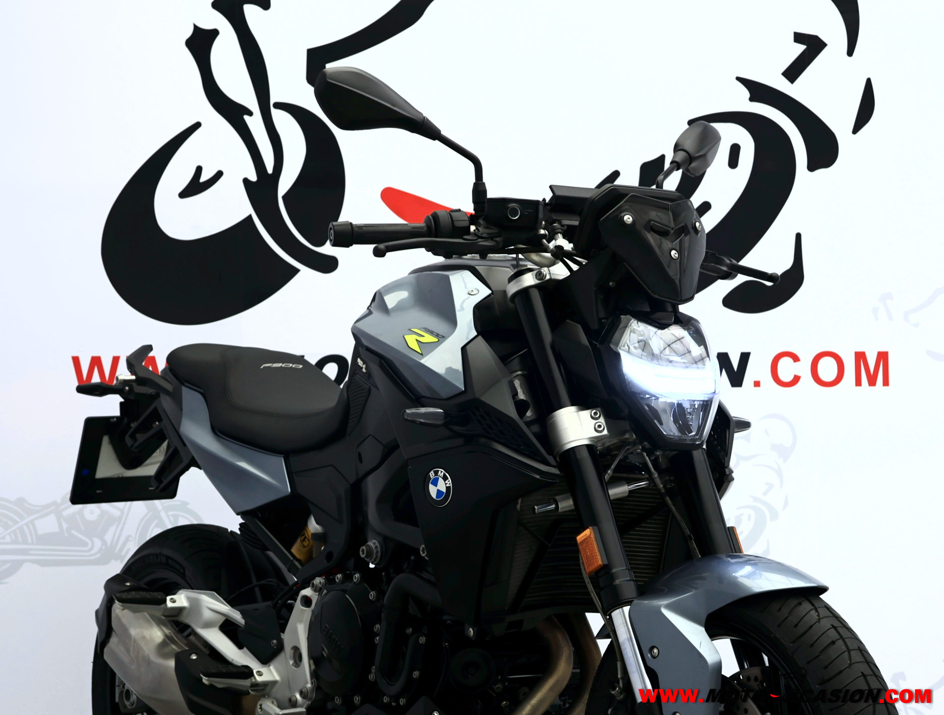 BMW F 900 R (copia)