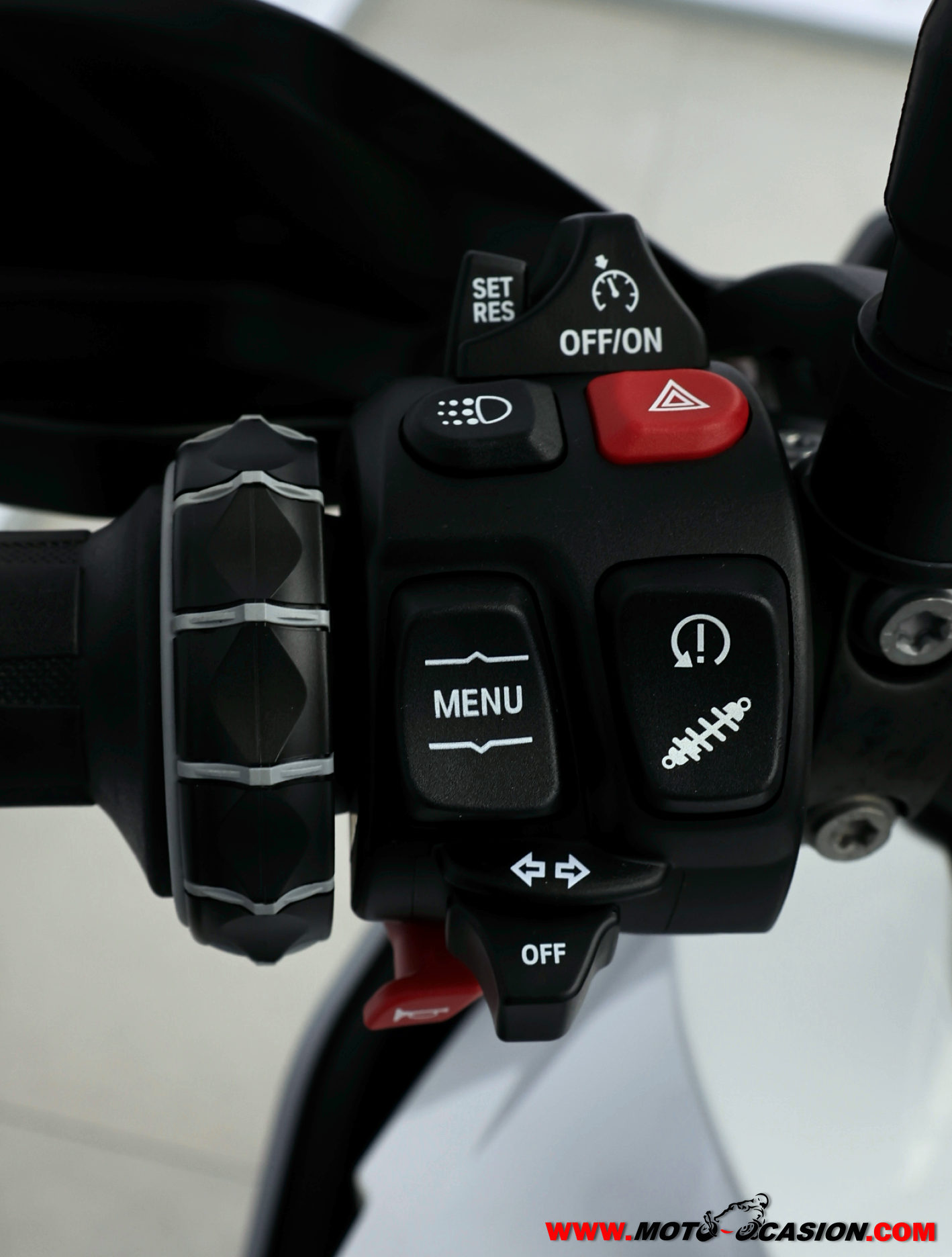BMW F 900 XR