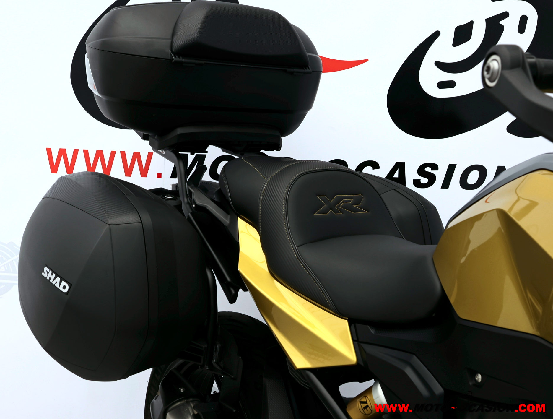 BMW F 900 XR