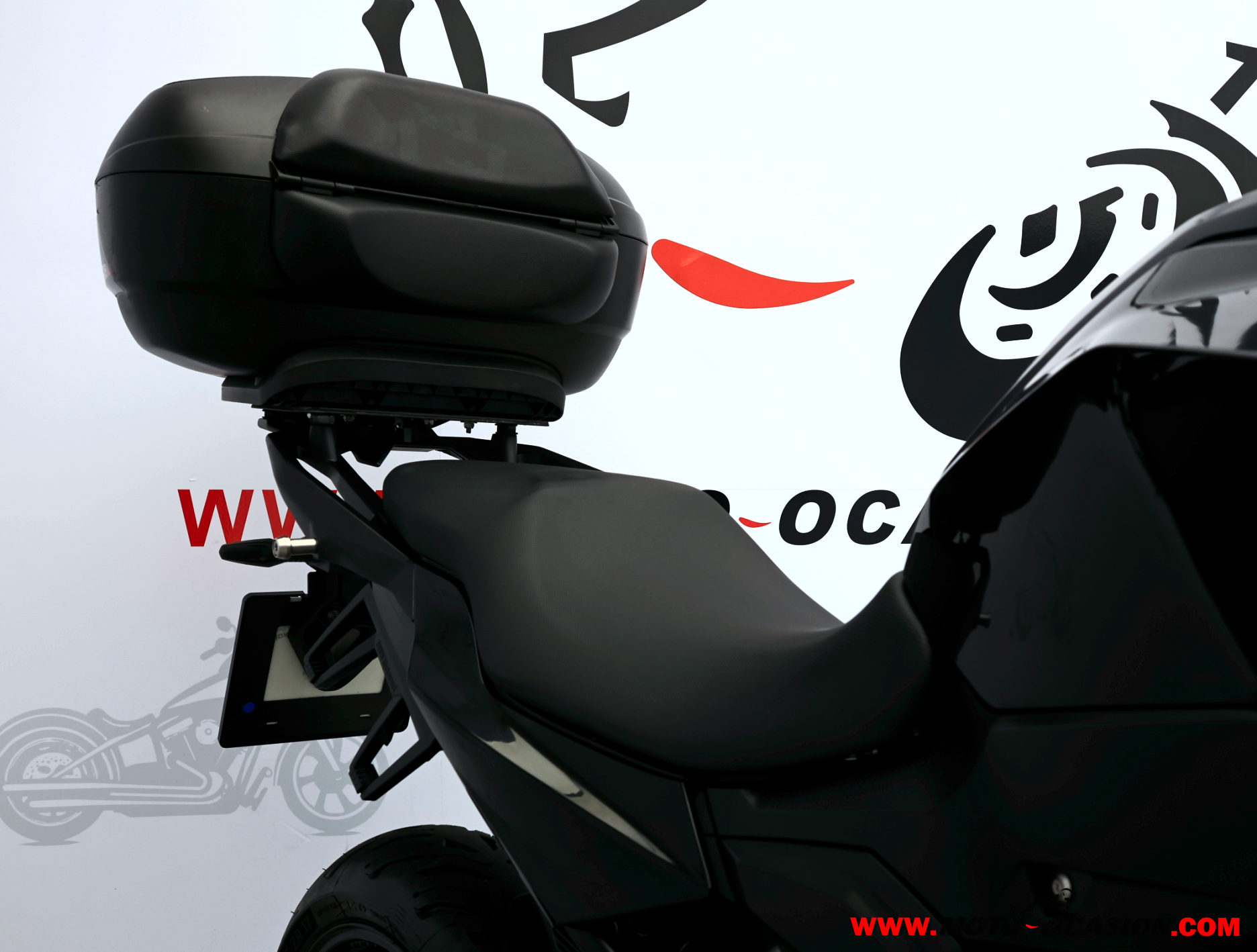BMW F 900 XR TRIPLE BLACK