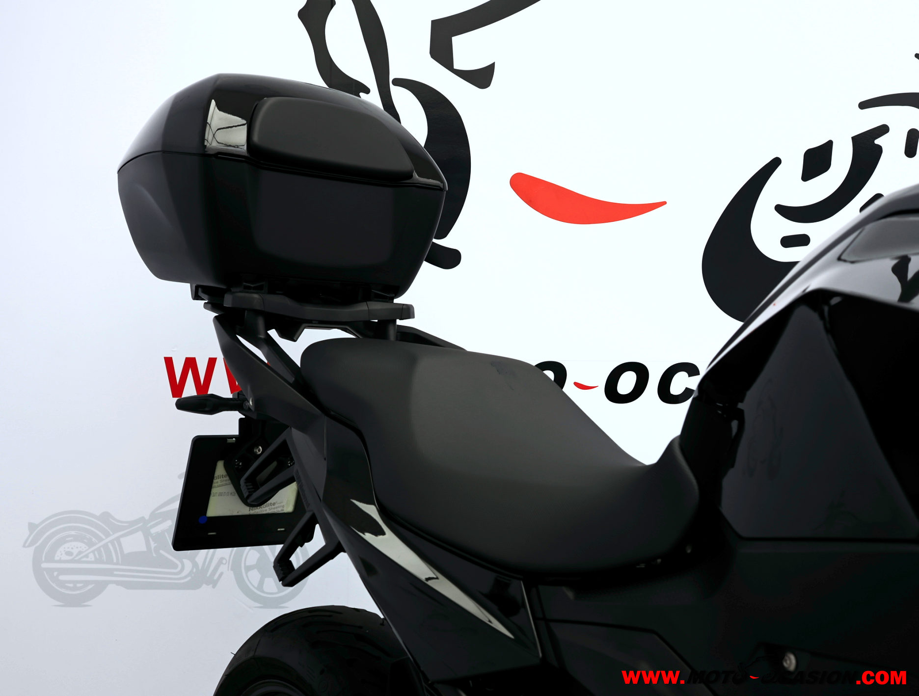 BMW F 900 XR TRIPLE BLACK