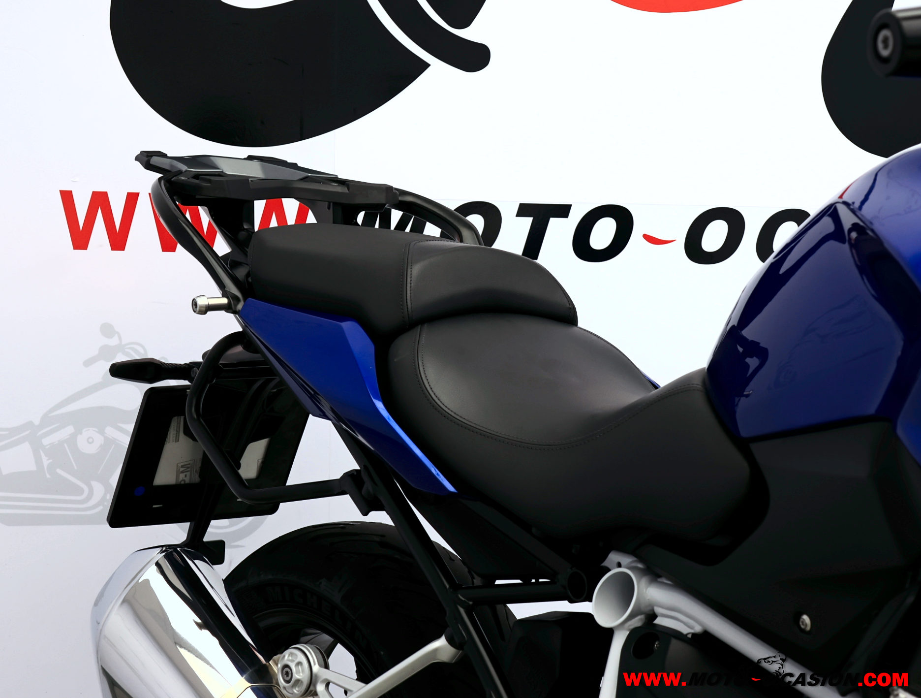 BMW R 1250 R -GARANTÍA OFICIAL-