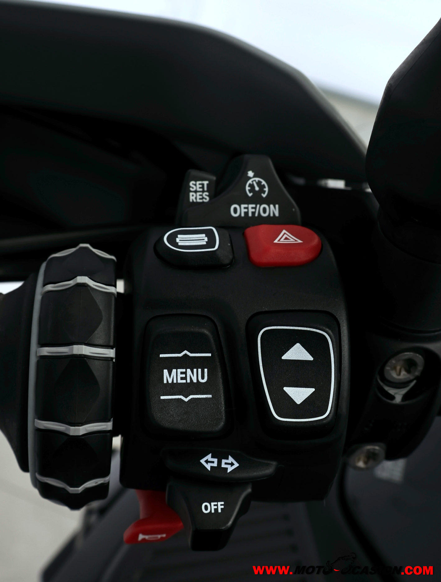 BMW R 1300 GS ADVENTURE TRIPLE BLACK -GARANTÍA OFICIAL-