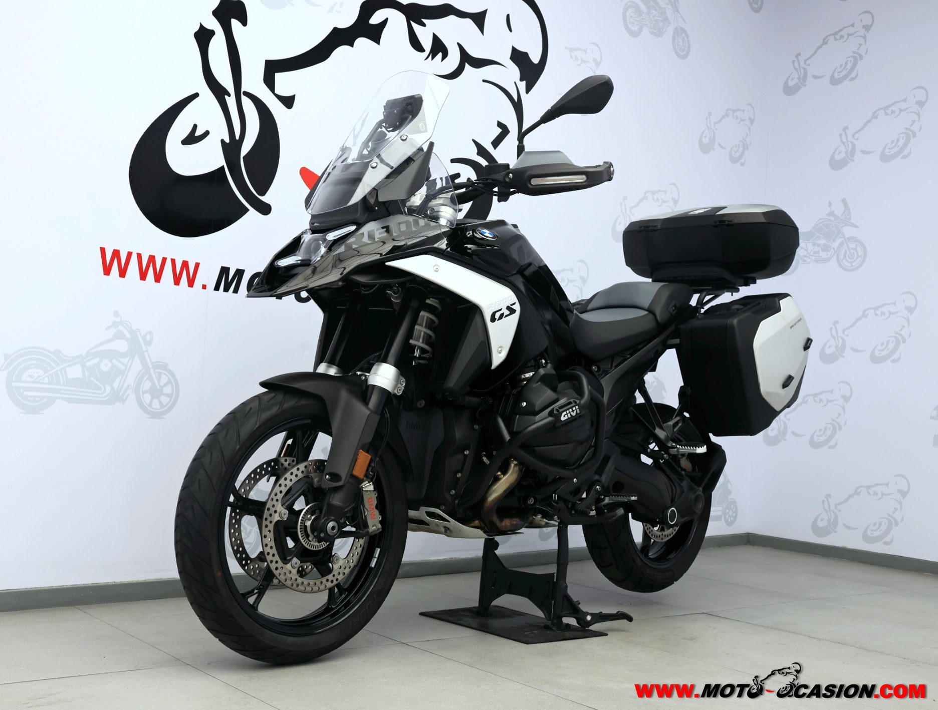 BMW R 1300 GS TRIPLE BLACK -GARANTÍA OFICIAL-