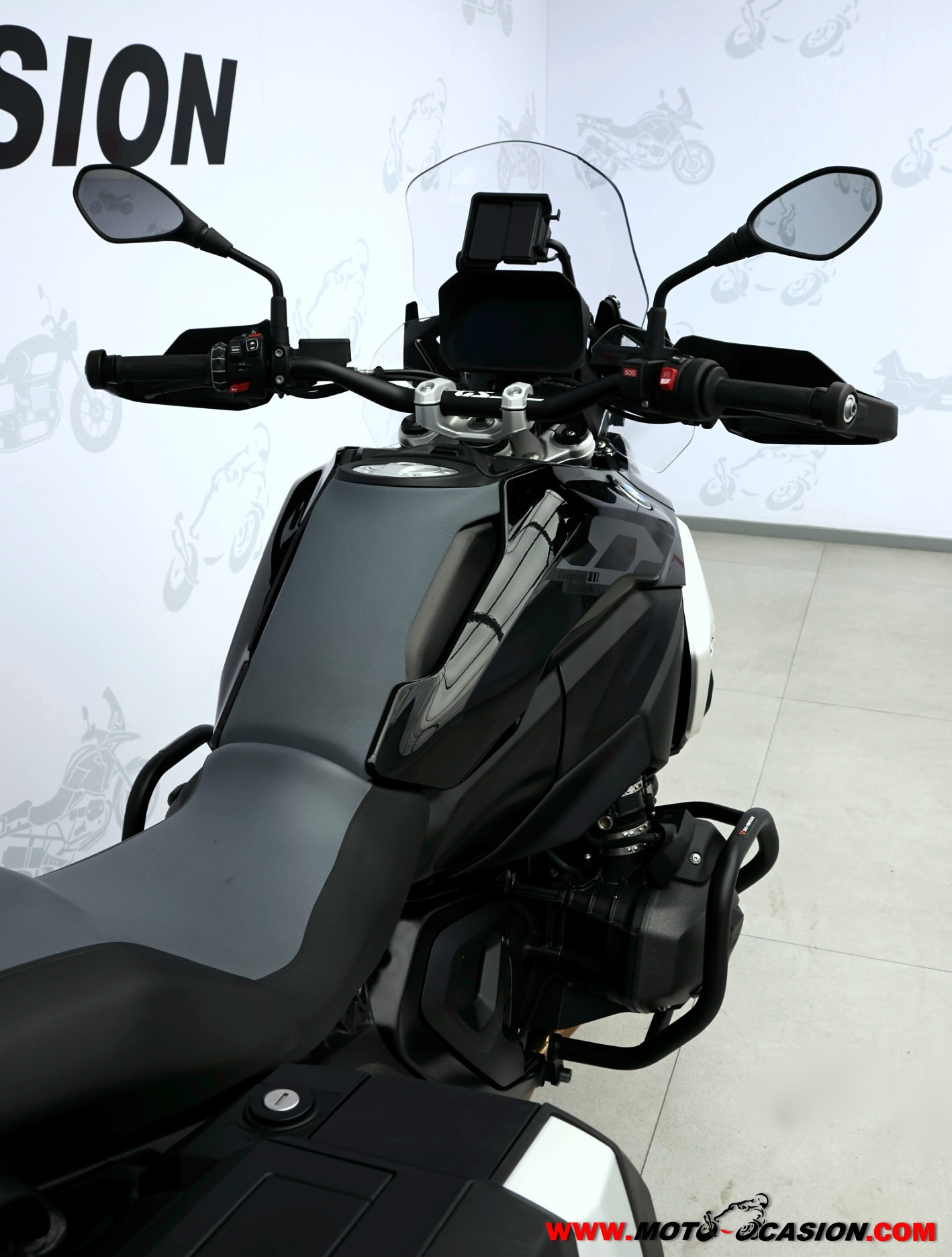 BMW R 1300 GS TRIPLE BLACK -GARANTÍA OFICIAL- (copia)
