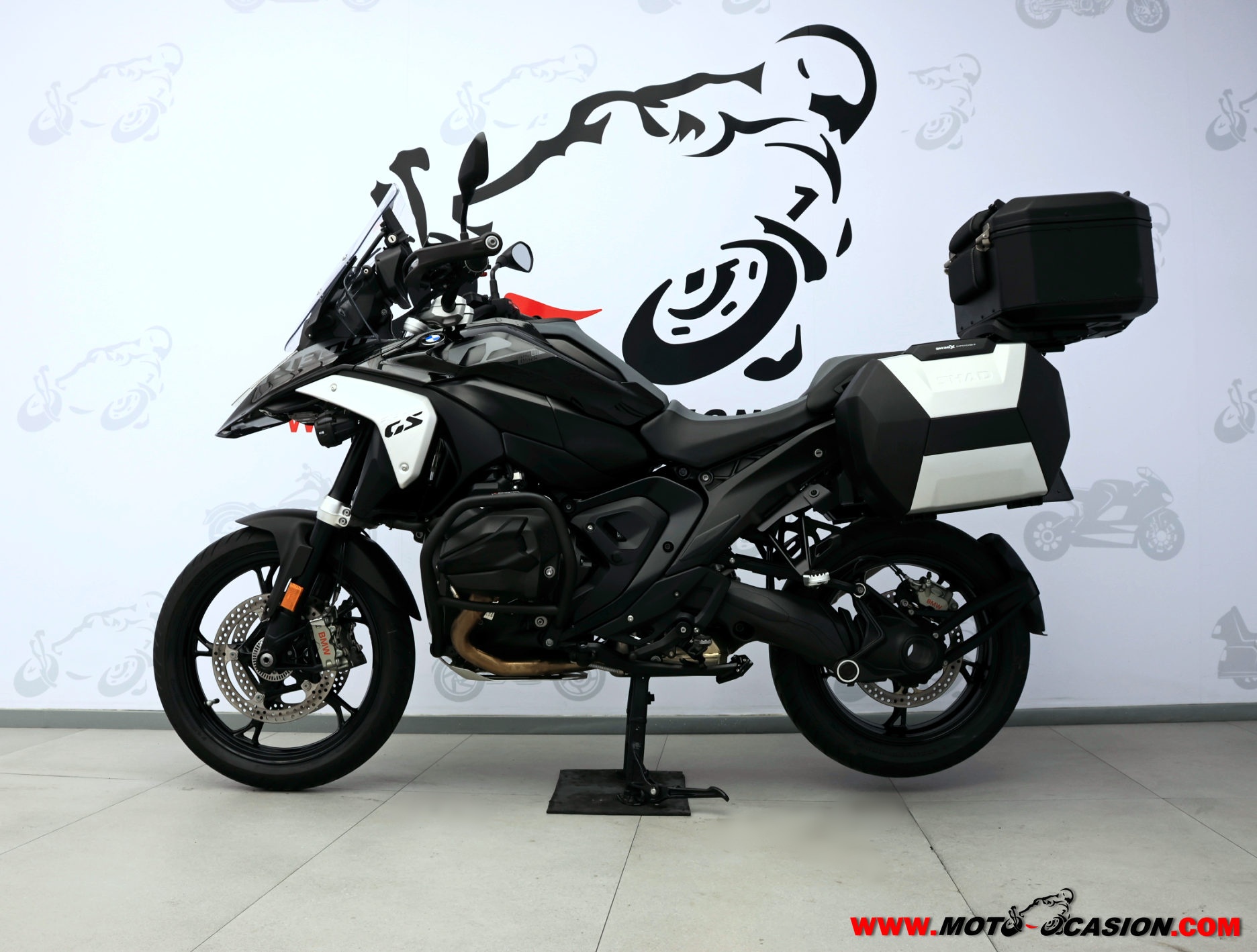 BMW R 1300 GS TRIPLE BLACK -GARANTÍA OFICIAL- (copia)