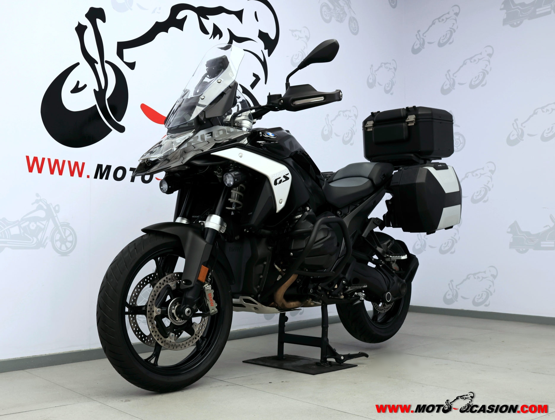 BMW R 1300 GS TRIPLE BLACK -GARANTÍA OFICIAL- (copia)