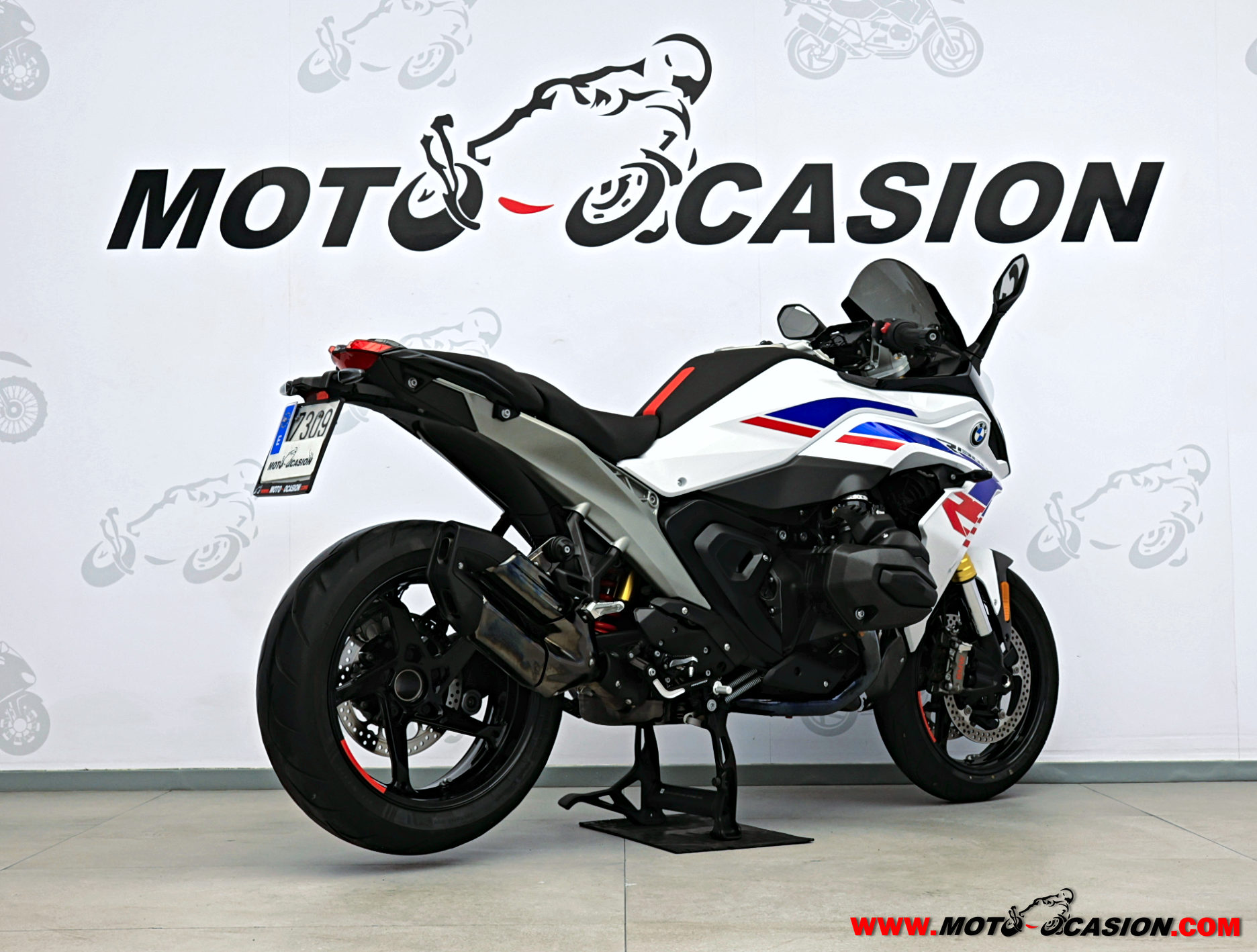 BMW R 1300 RS TRIPLE BLACK -GARANTÍA OFICIAL- (copia)
