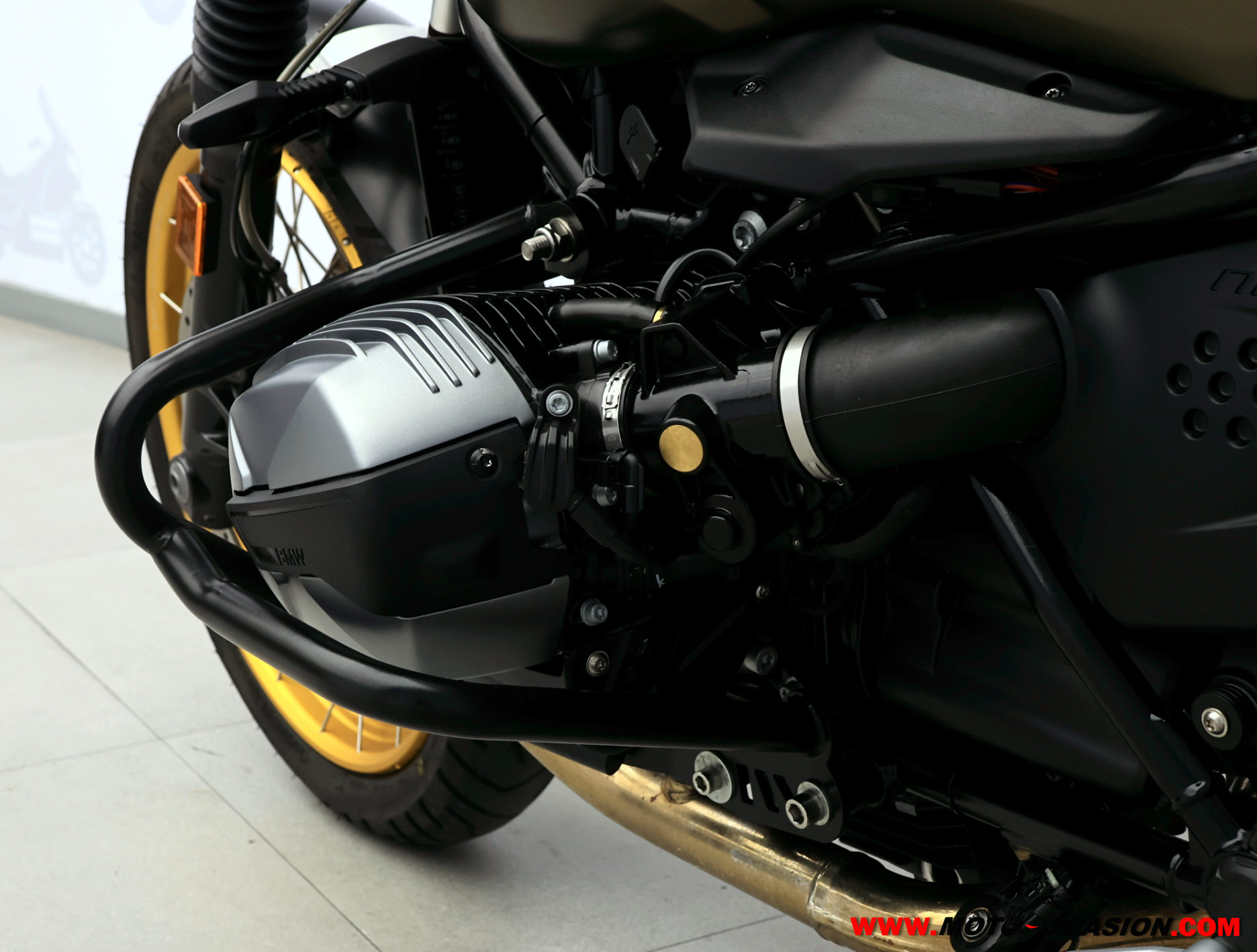 BMW R NINE T SCRAMBLER