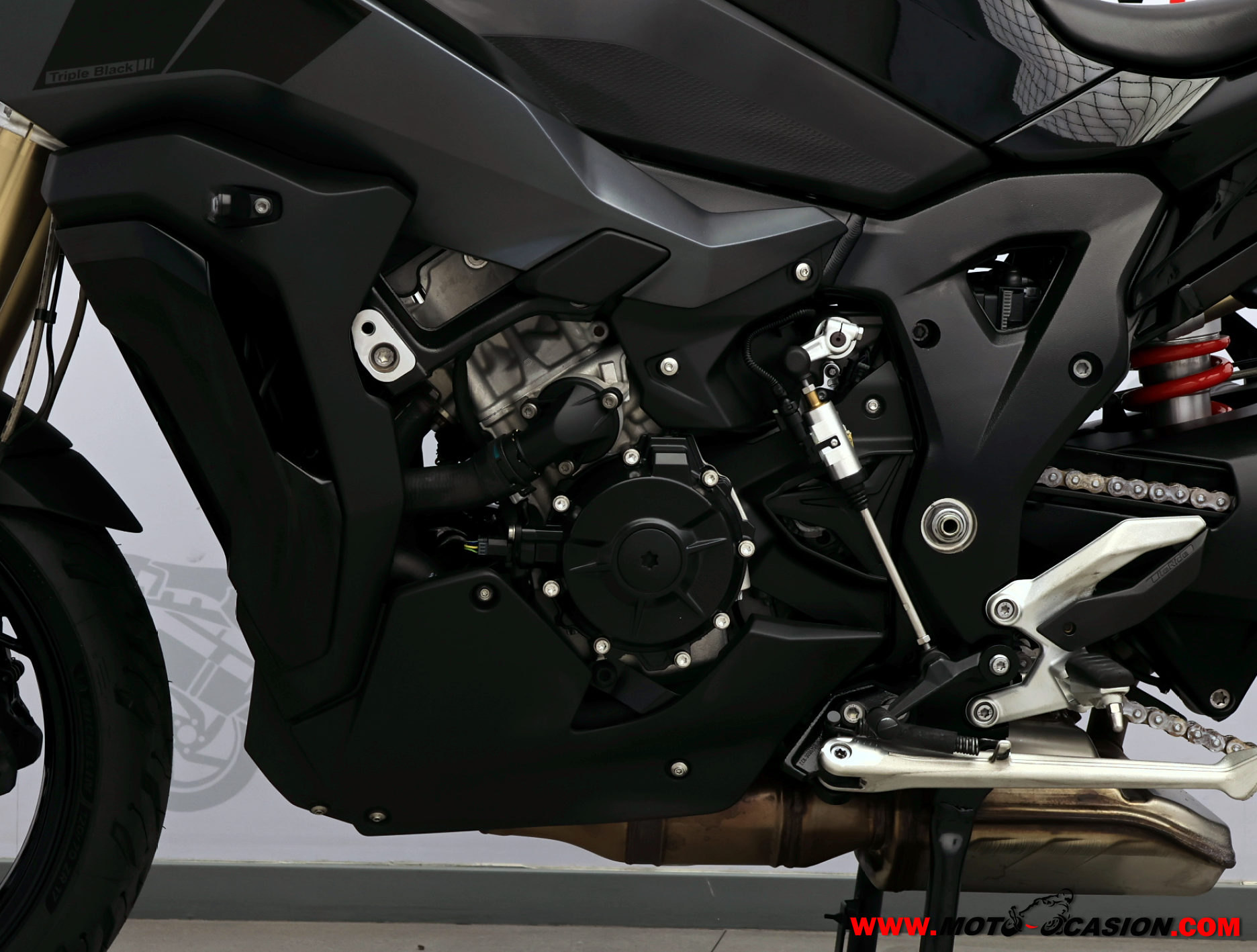 BMW S 1000 XR TRIPLE BLACK