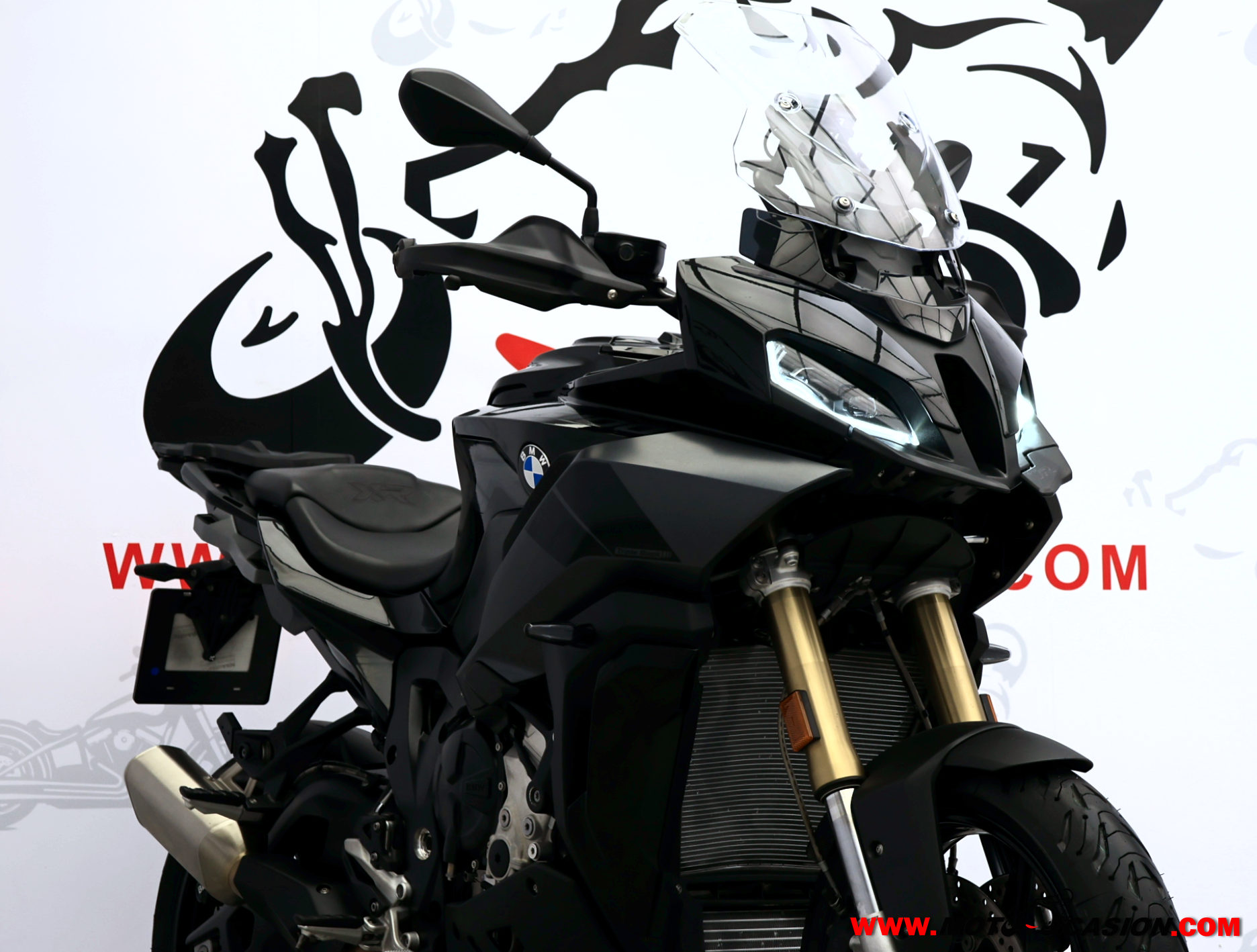 BMW S 1000 XR TRIPLE BLACK (copia)