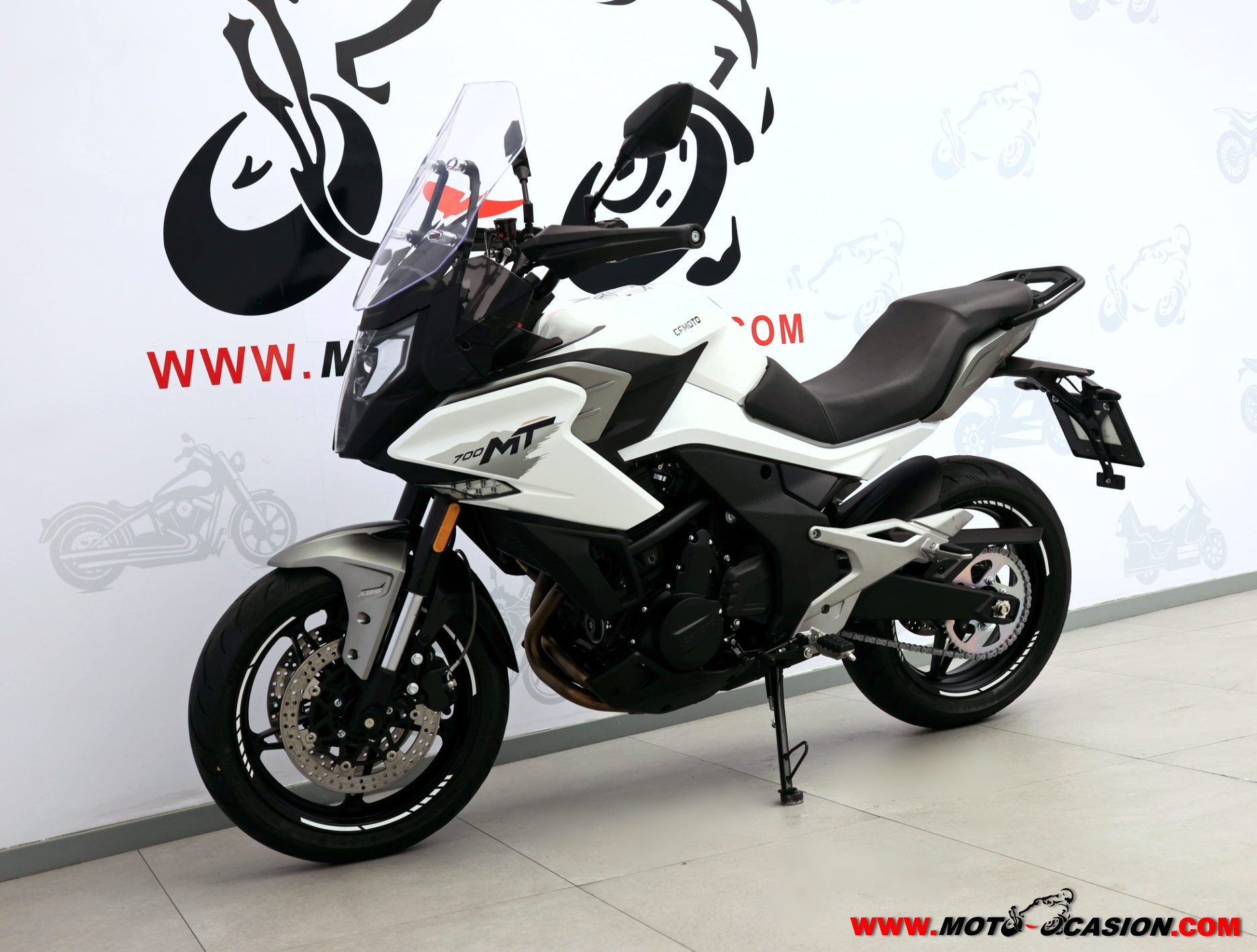 CF MOTO 650 MT ¿A2? (copia)