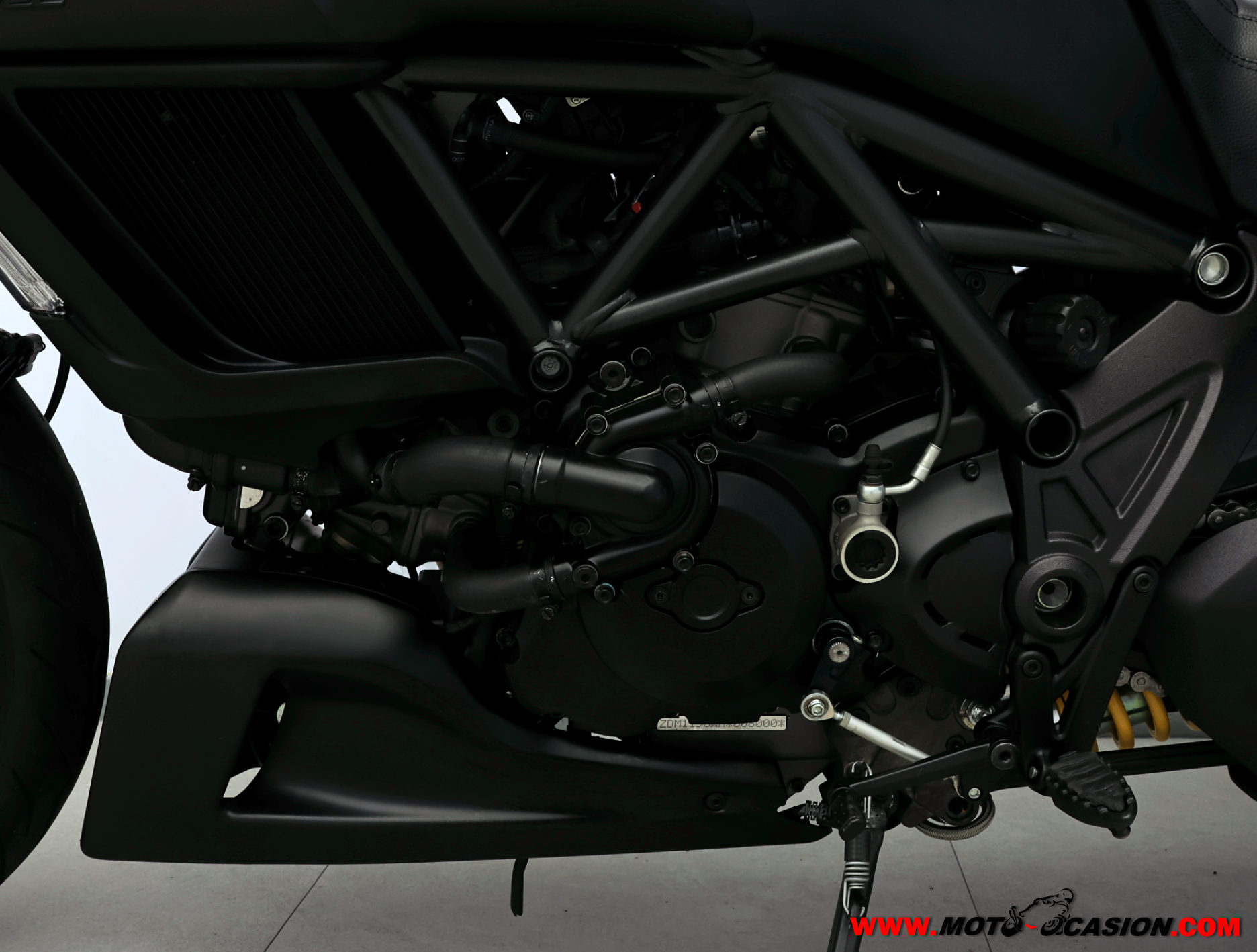 DUCATI DIAVEL DARK