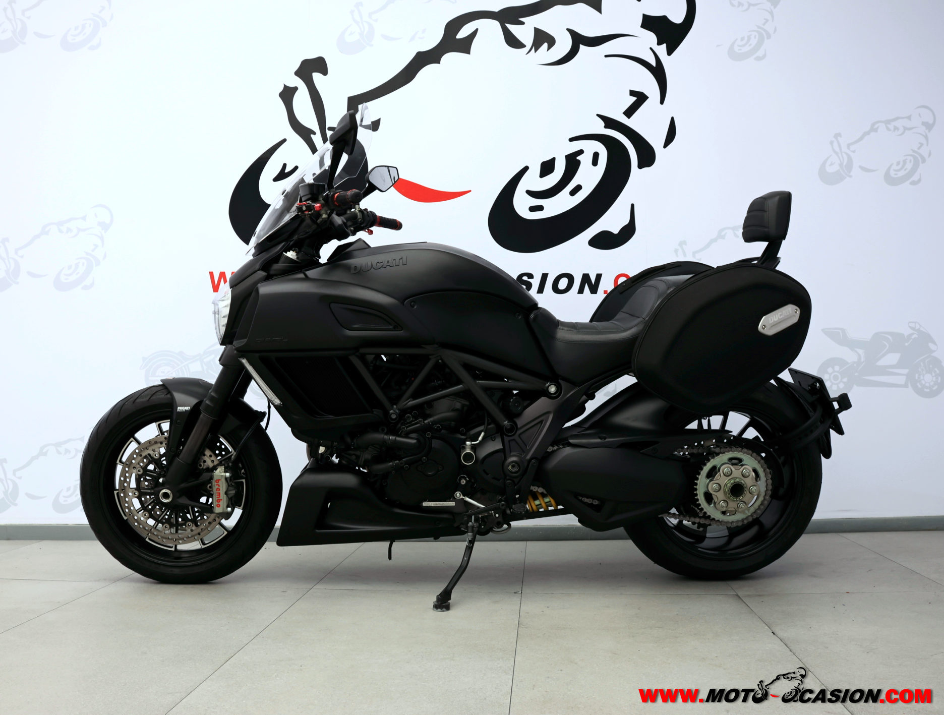 DUCATI DIAVEL DARK