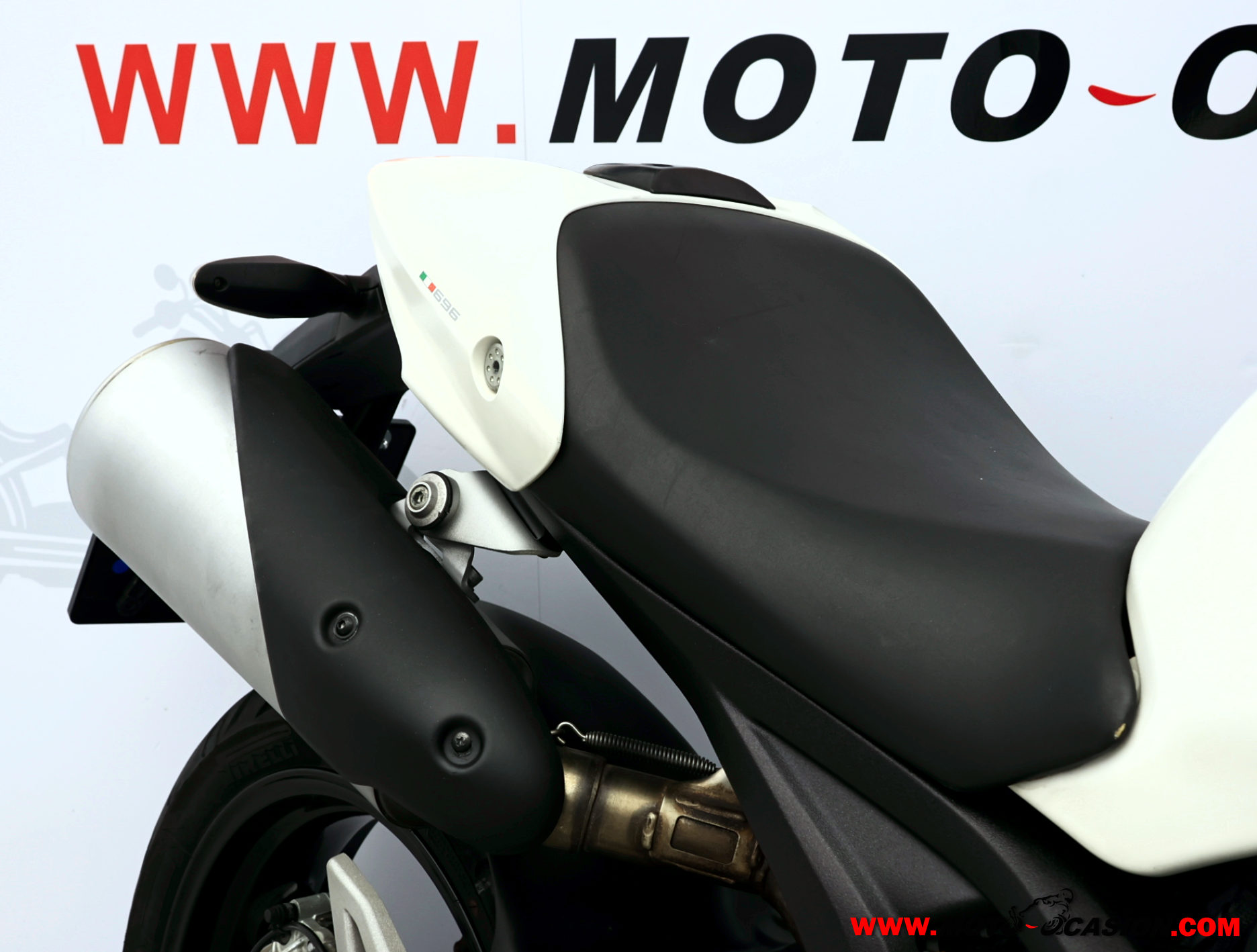 DUCATI MONSTER 796 ¿A2? (copia)