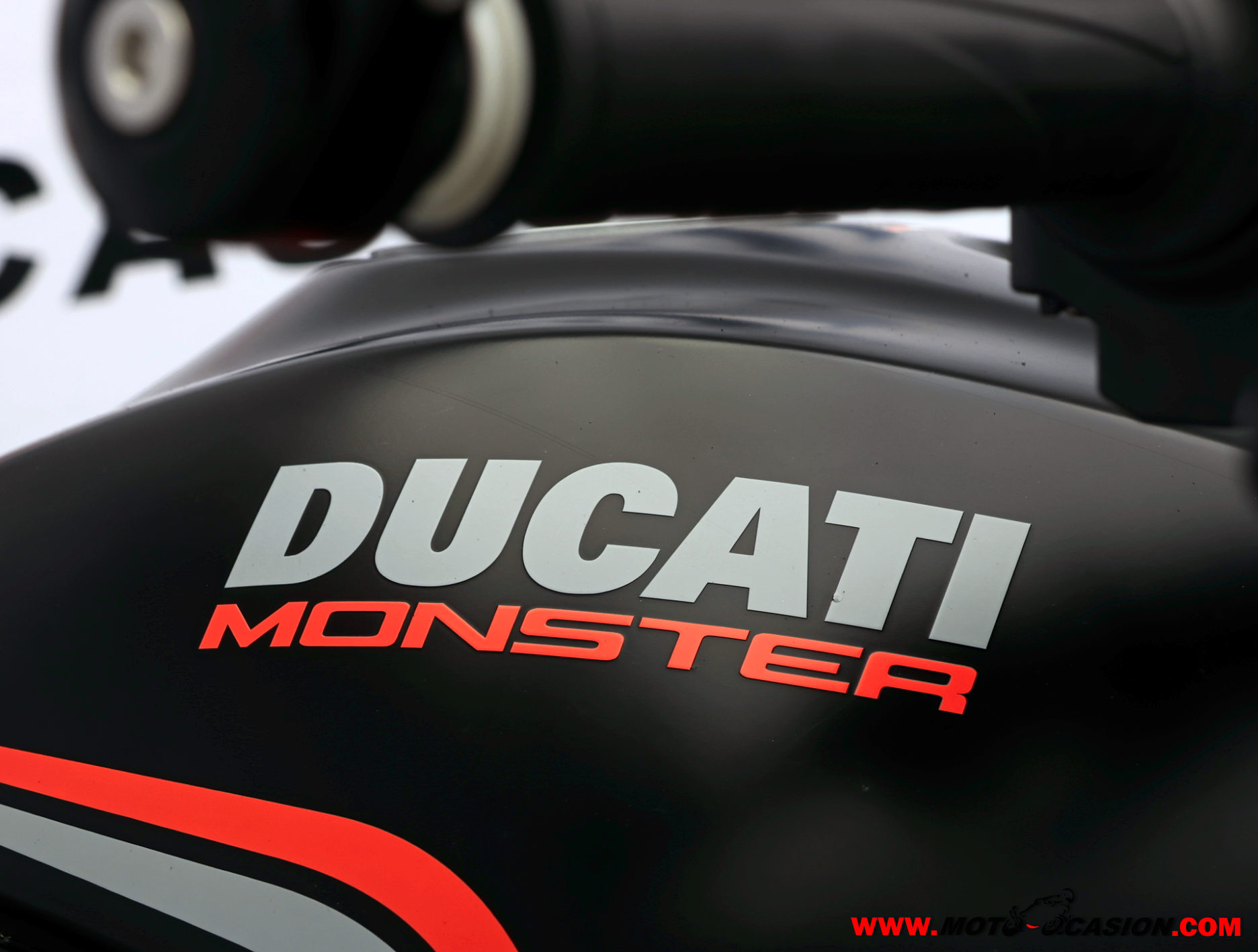 DUCATI MONSTER 821 ¿A2?