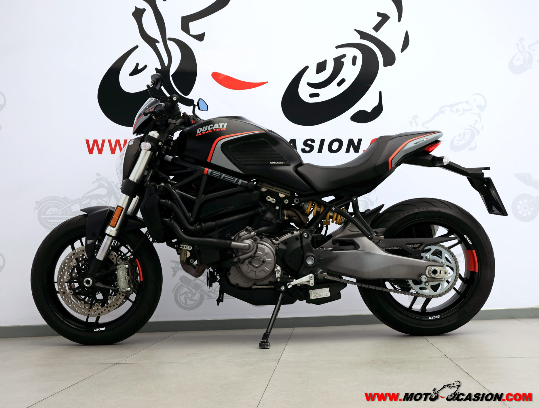 DUCATI MONSTER 821 ¿A2? (copia)