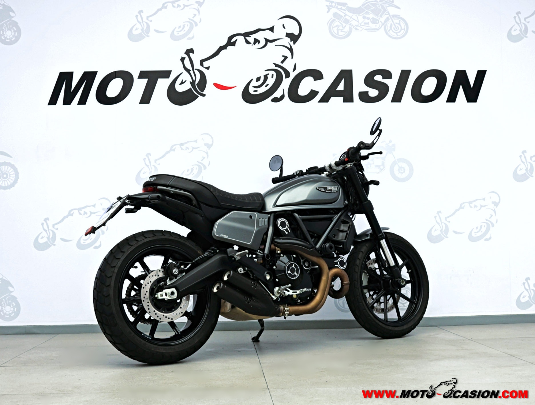 DUCATI SCRAMBLER NIGHT SHIFT ¿A2?