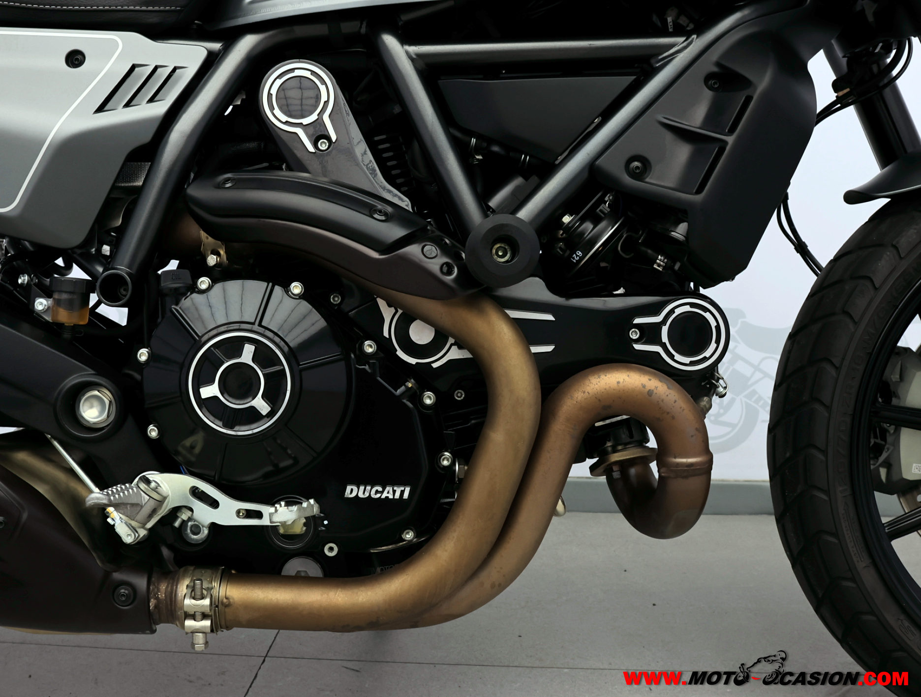 DUCATI SCRAMBLER NIGHT SHIFT ¿A2?