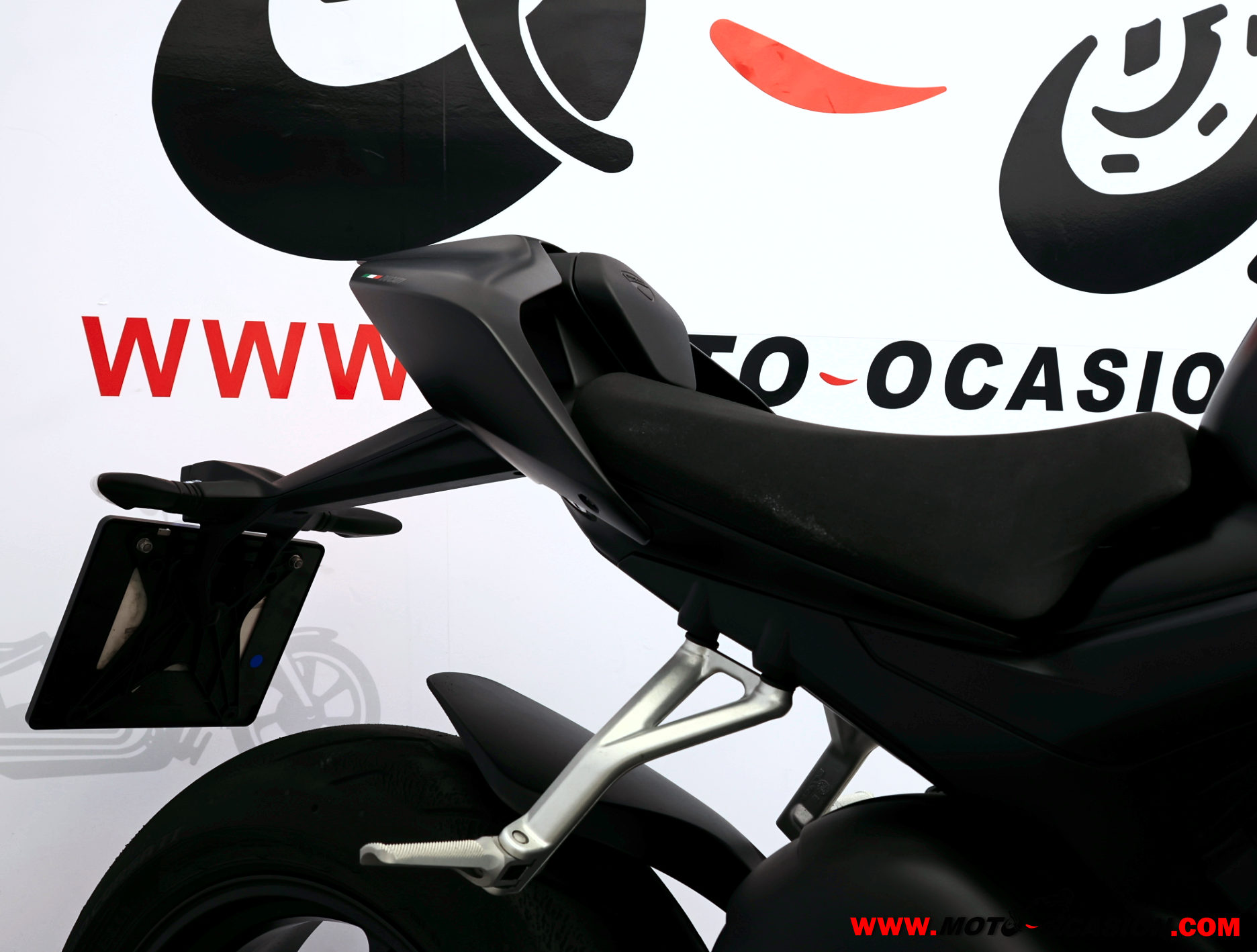 DUCATI STREETFIGHTER V4 S