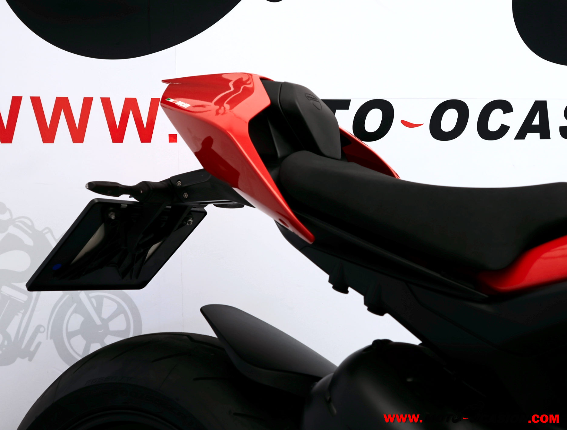 DUCATI STREETFIGHTER V4 S