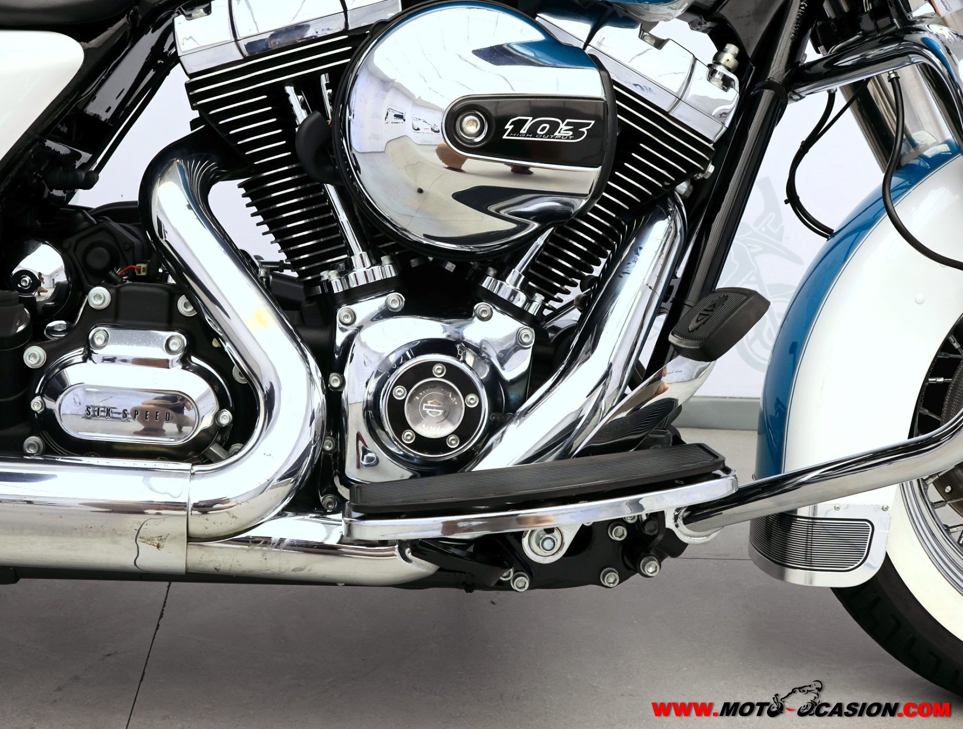HARLEY-DAVIDSON ROAD KING CLASSIC