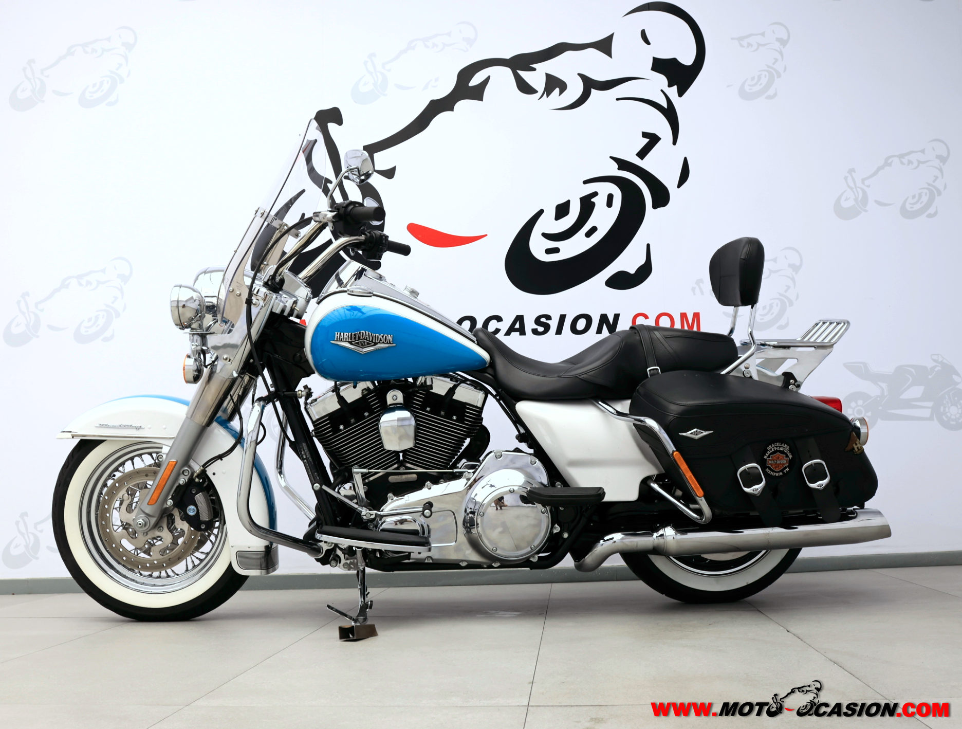 HARLEY-DAVIDSON ROAD KING CLASSIC