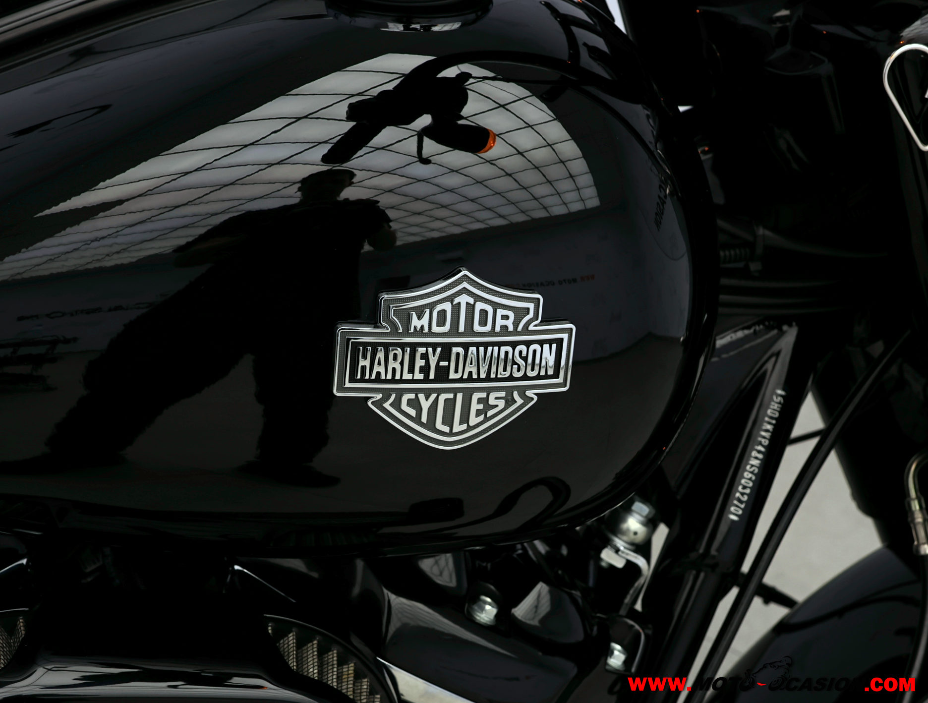 HARLEY-DAVIDSON ROAD KING SPECIAL