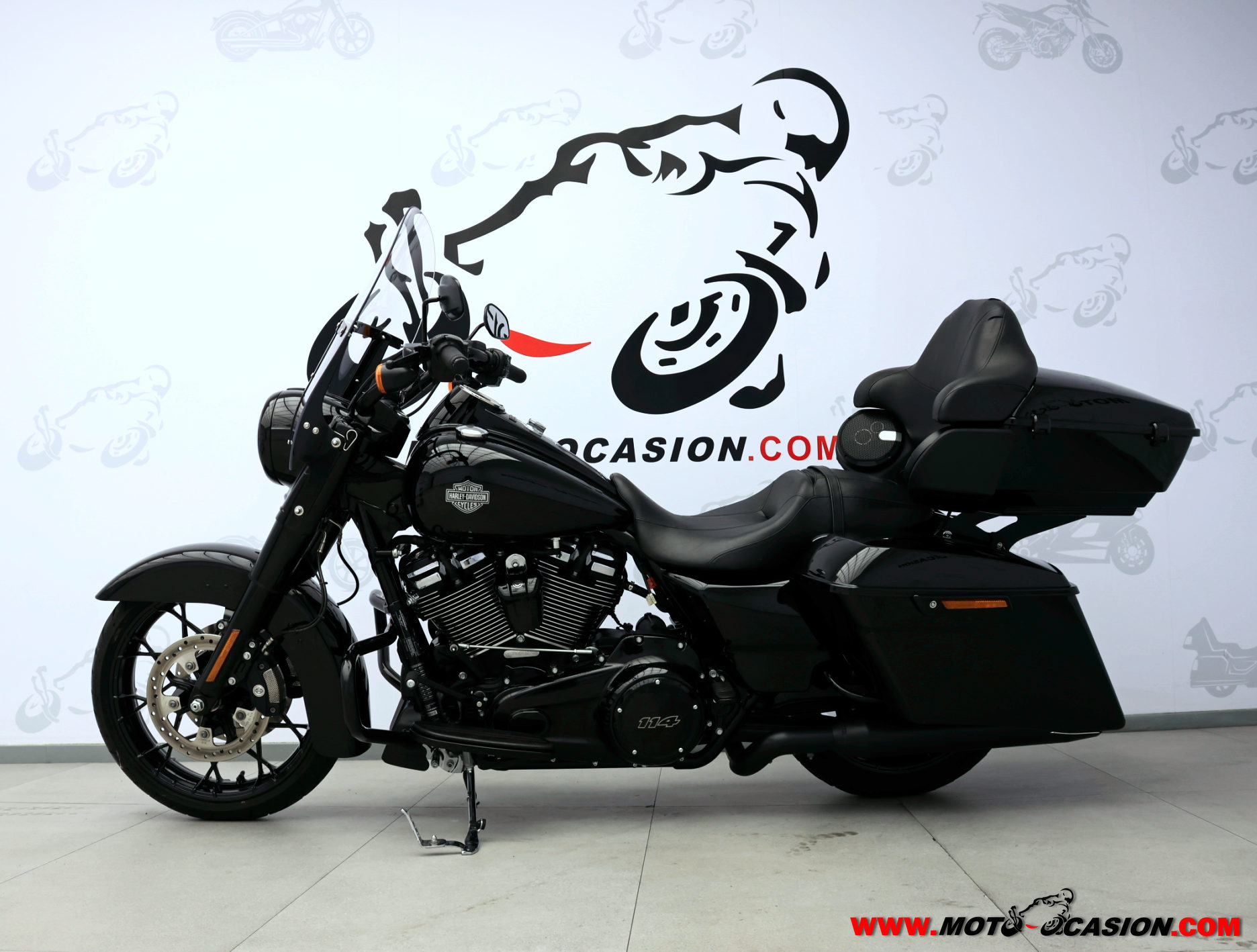 HARLEY-DAVIDSON ROAD KING SPECIAL