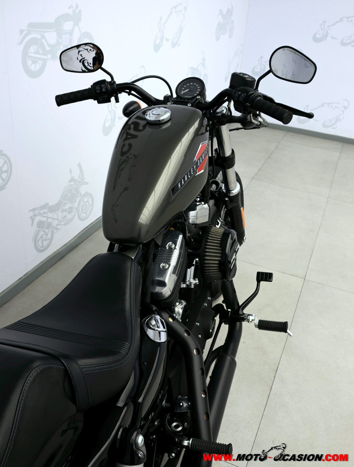 HARLEY-DAVIDSON XL 1200 CUSTOM (copia)