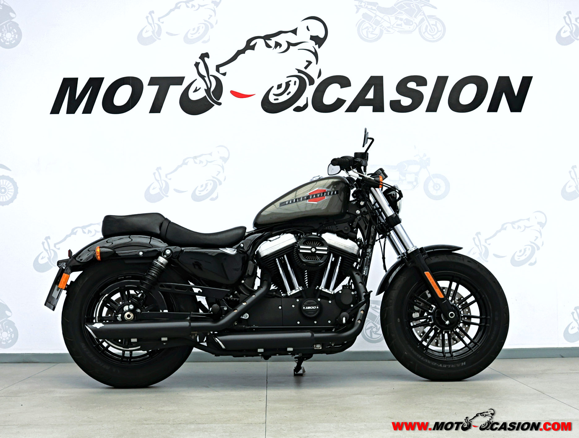 HARLEY-DAVIDSON XL 1200 CUSTOM (copia)