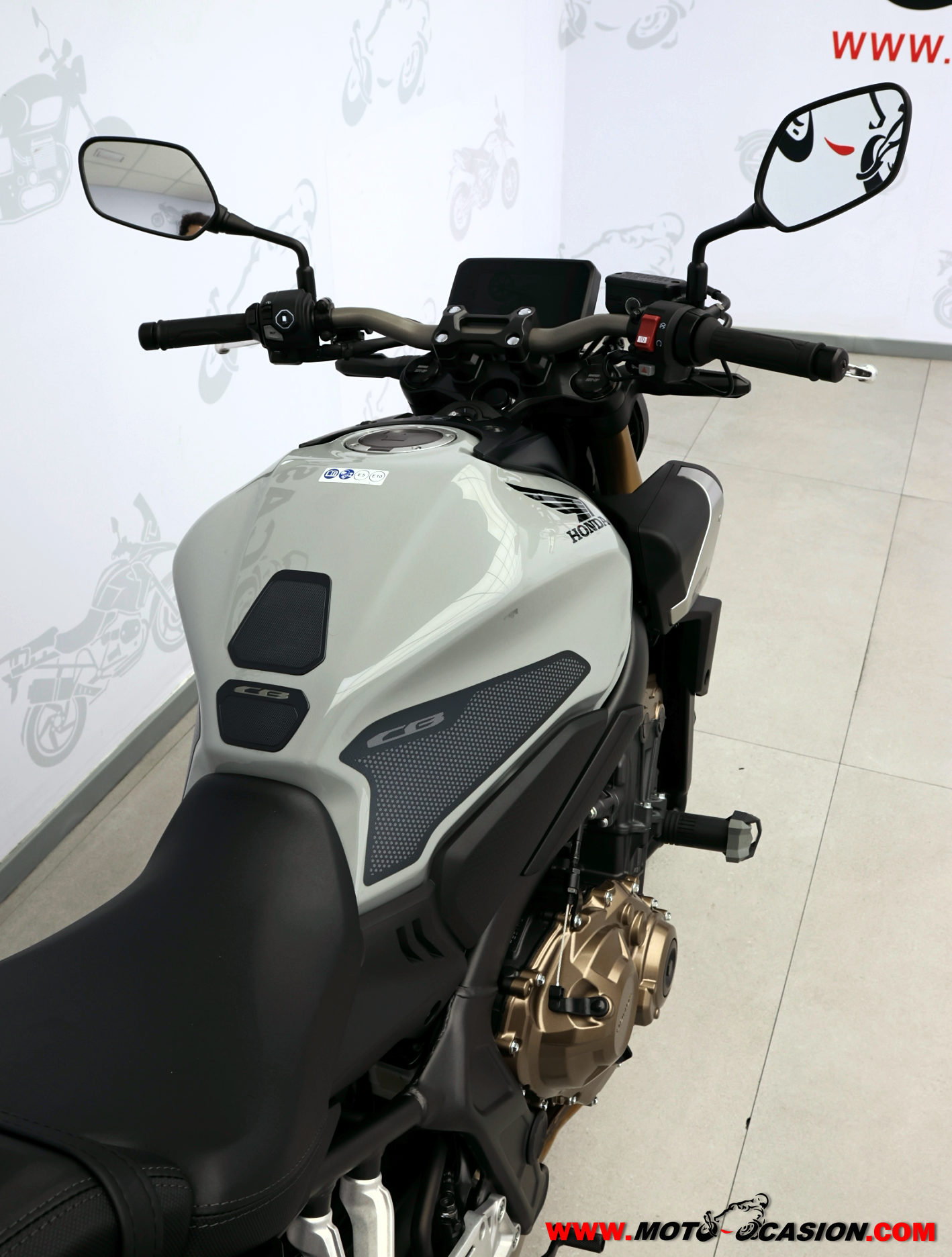 HONDA CB 650 R ¿A2? GARANTÍA OFICIAL (copia)