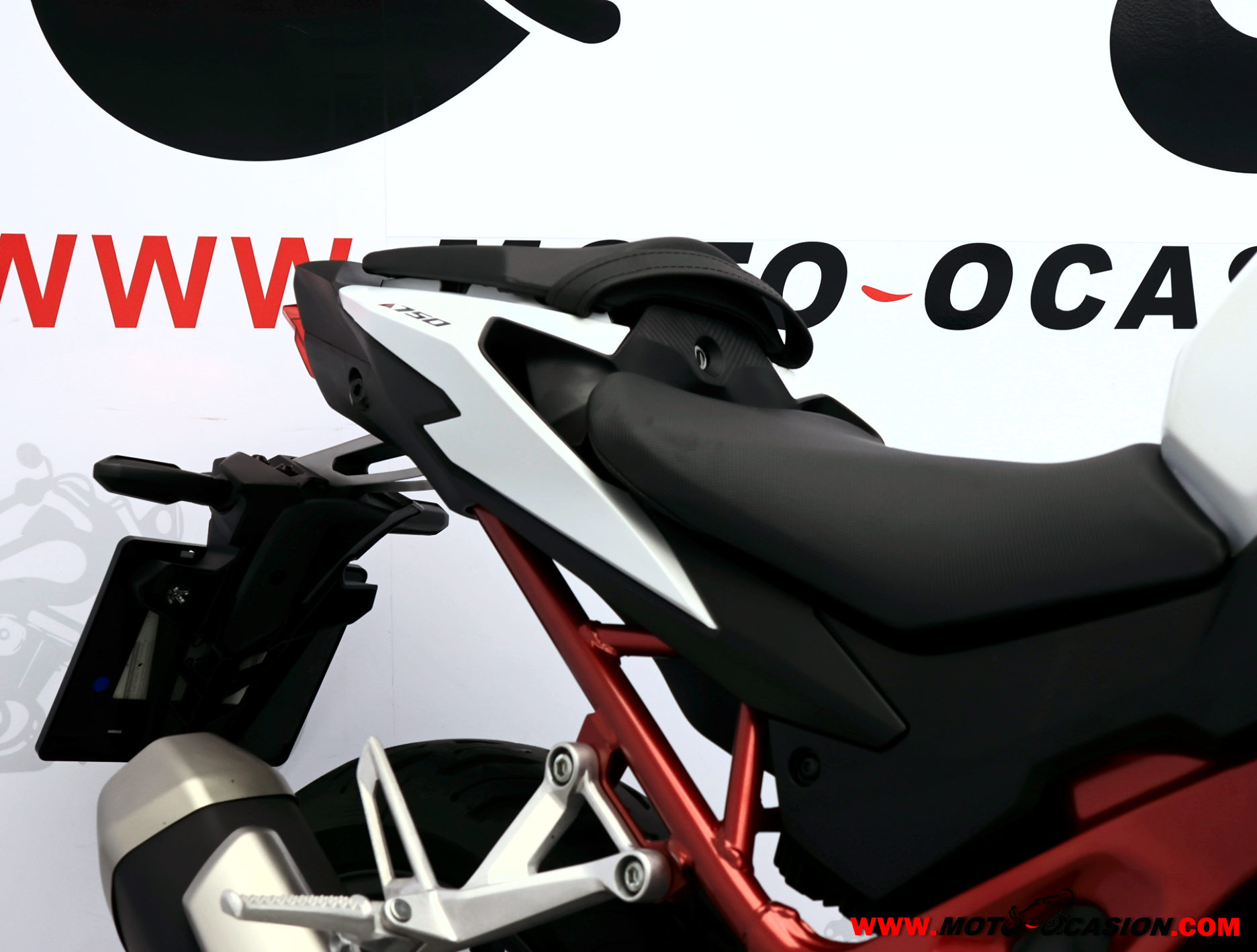 HONDA CB 750 HORNET ¿A2? GARANTÍA OFICIAL
